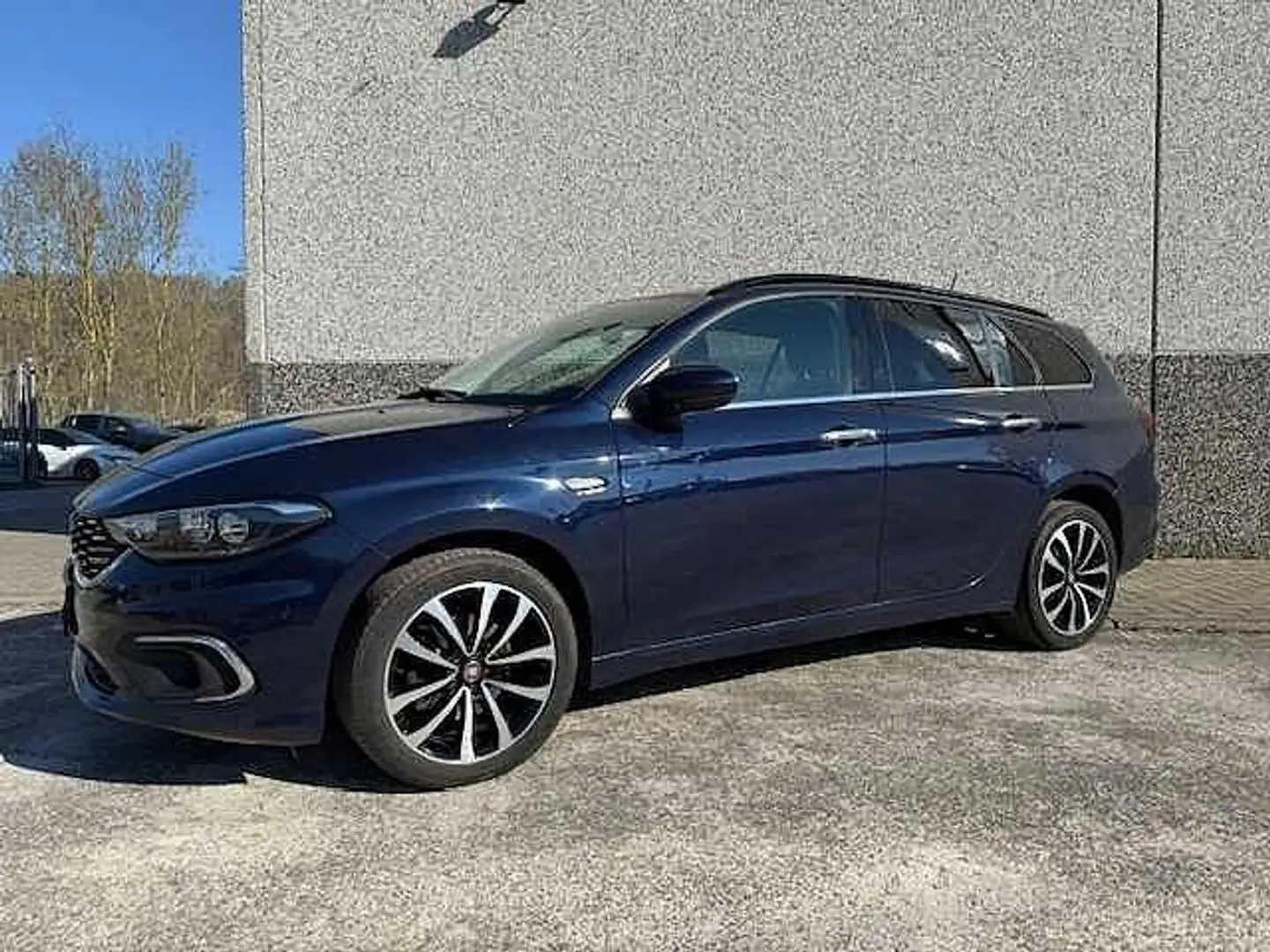 Fiat Tipo STATION WAGON DIESEL 1.6 MultiJet Bleu - 1