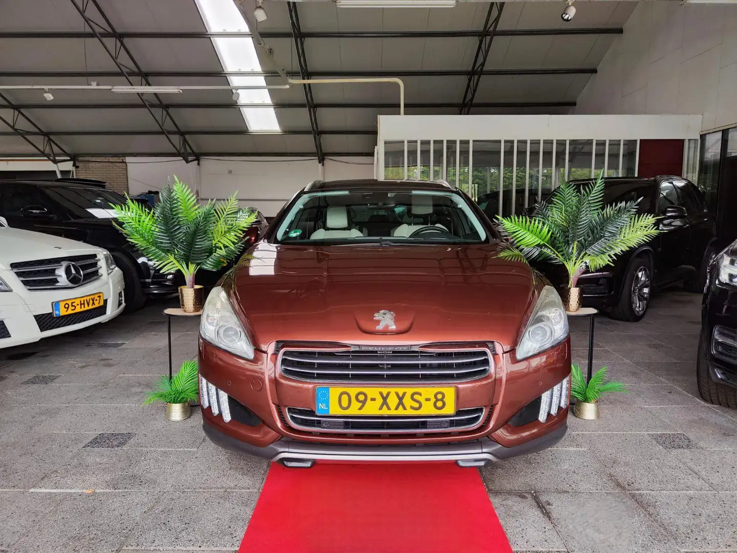 Peugeot 508 RXH 2.0 HDI AUT Hybrid4 Limited Edition FULL! Oranje - 1