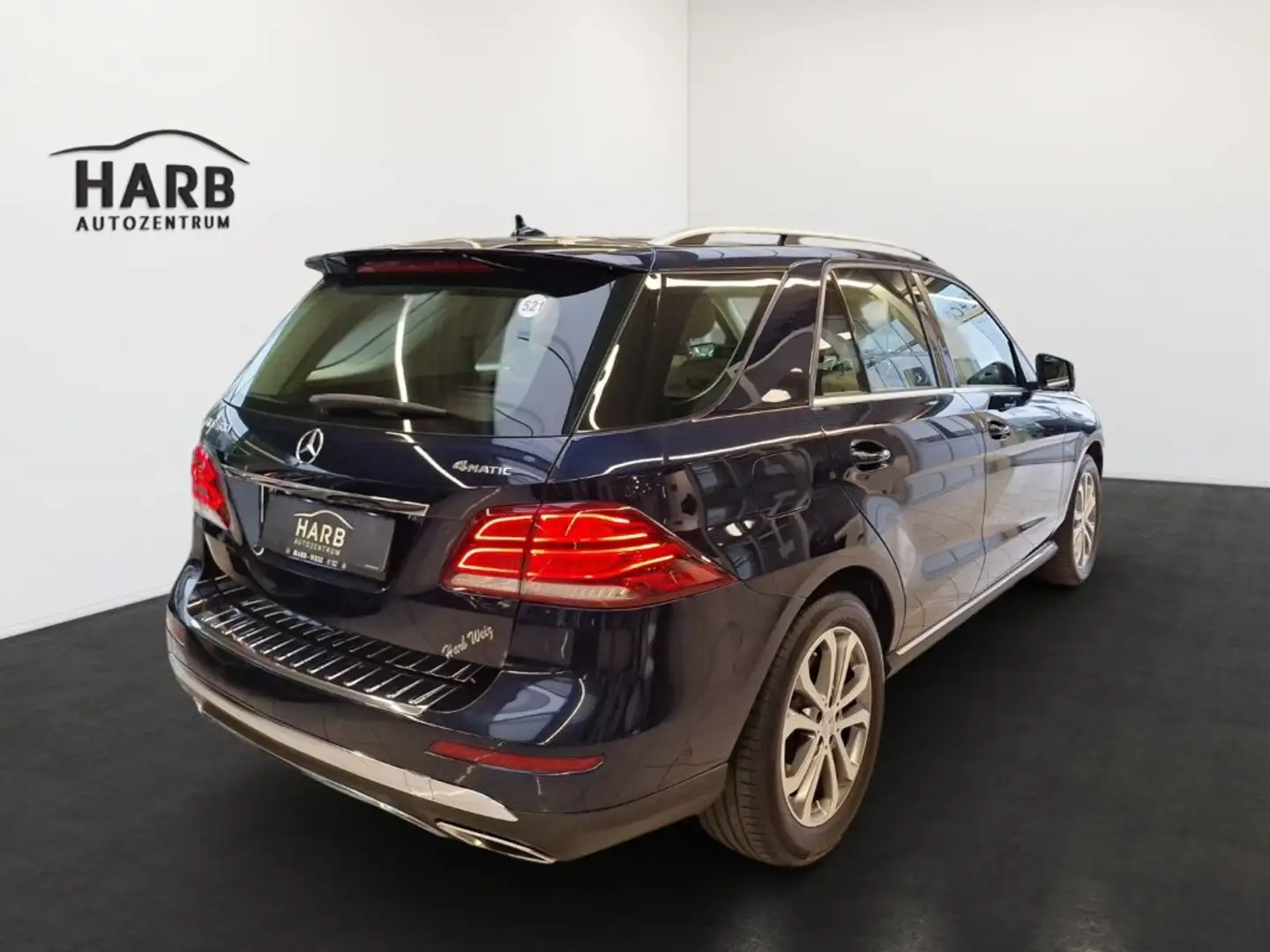 Mercedes-Benz GLE 500 4matic Blau - 2