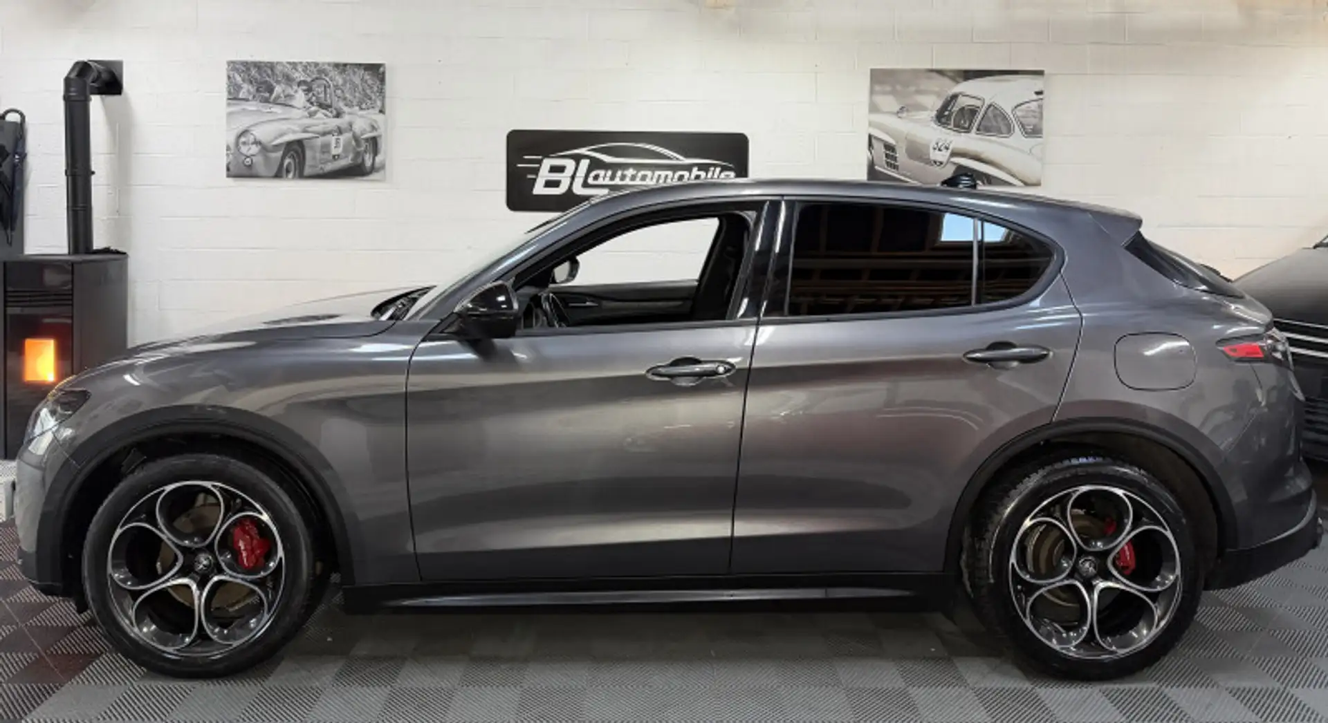 Alfa Romeo Stelvio 2.2 DIESEL 160CH VELOCE AT8 Toit ouvrant Grau - 2