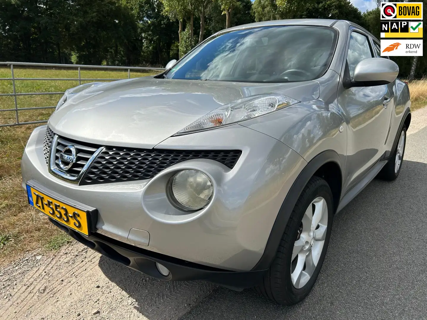 Nissan Juke 1.6 Tekna zeer mooi, cruise, clima en navi Gris - 1
