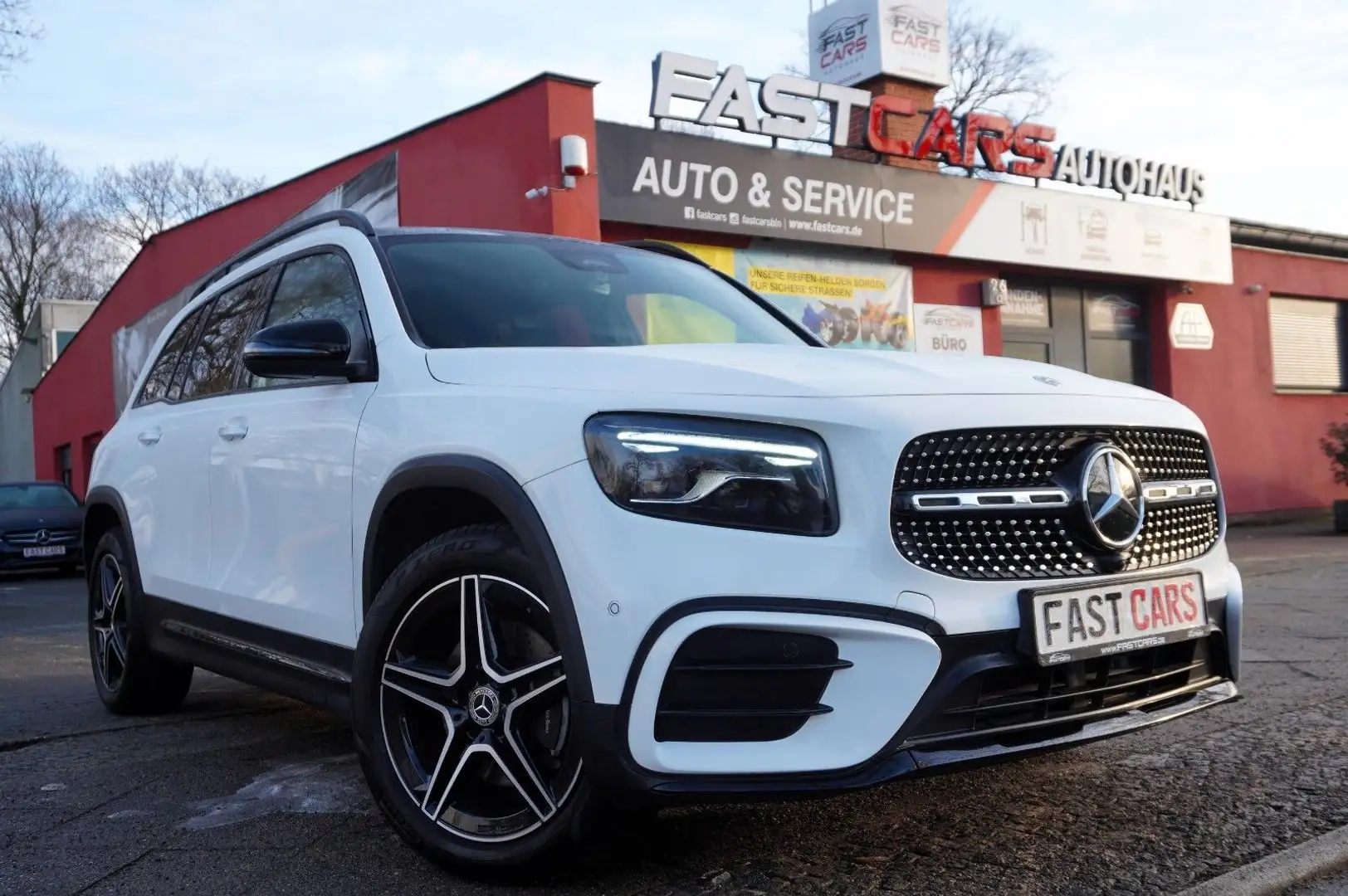 Mercedes-Benz GLB 200 AMG-Line Panorama Kamera SHZ ACC 1.HD! Blanc - 1