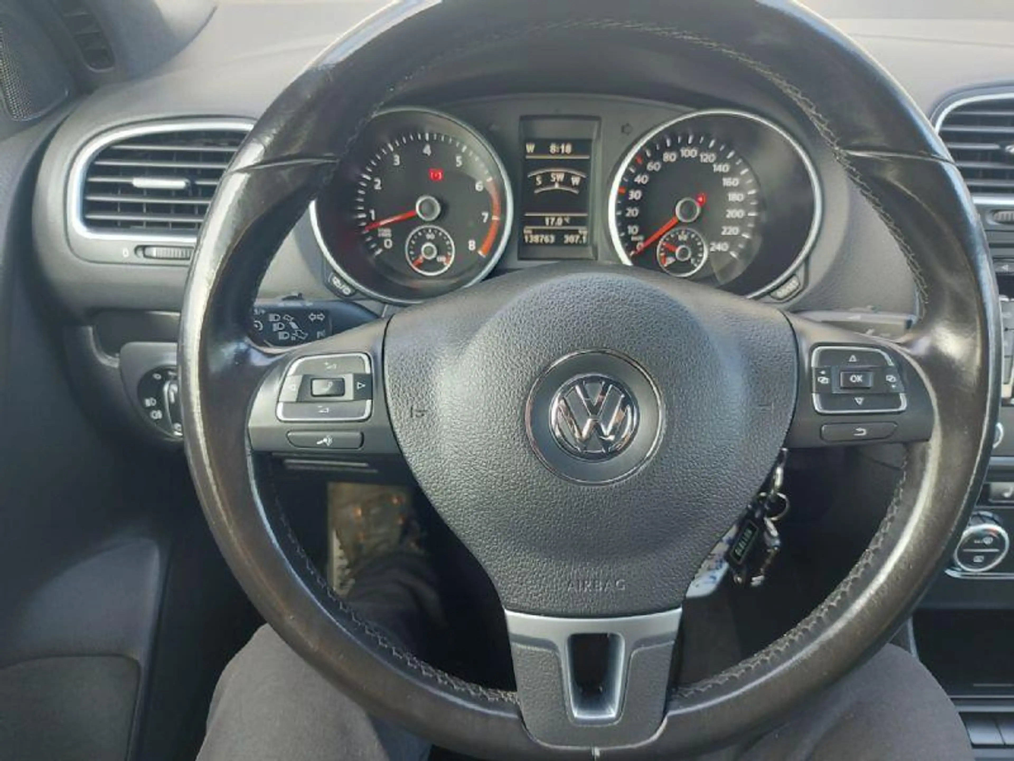 Volkswagen Golf Cabriolet 1.4 TSI, airco,navigatie,stoelverwarming,parkeerse — photo 21