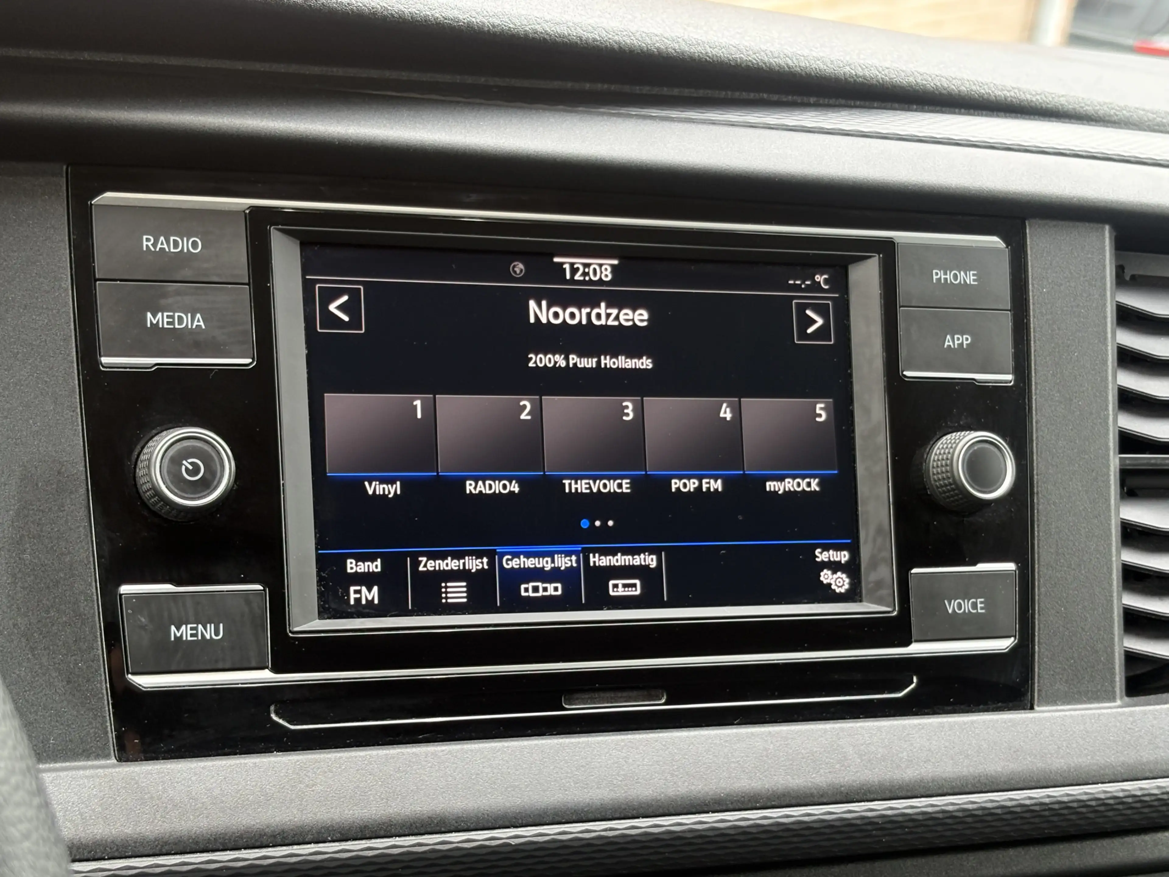 Volkswagen T6.1 Transporter 2.0TDI 110PK Lang / Carplay / Cruisecontrol / Came — photo 9