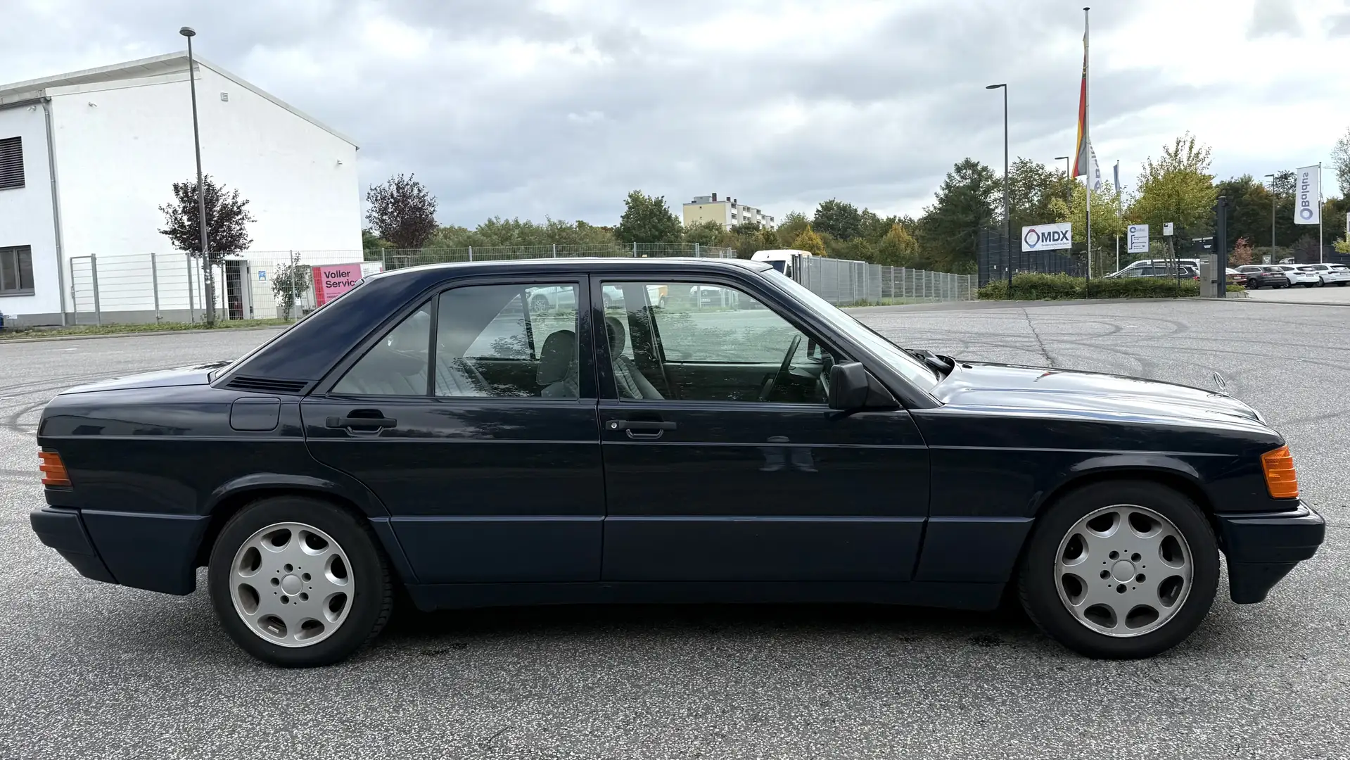 Mercedes-Benz 190 E 1.8 Rostfrei - Liebhaberfahrzeug - 2