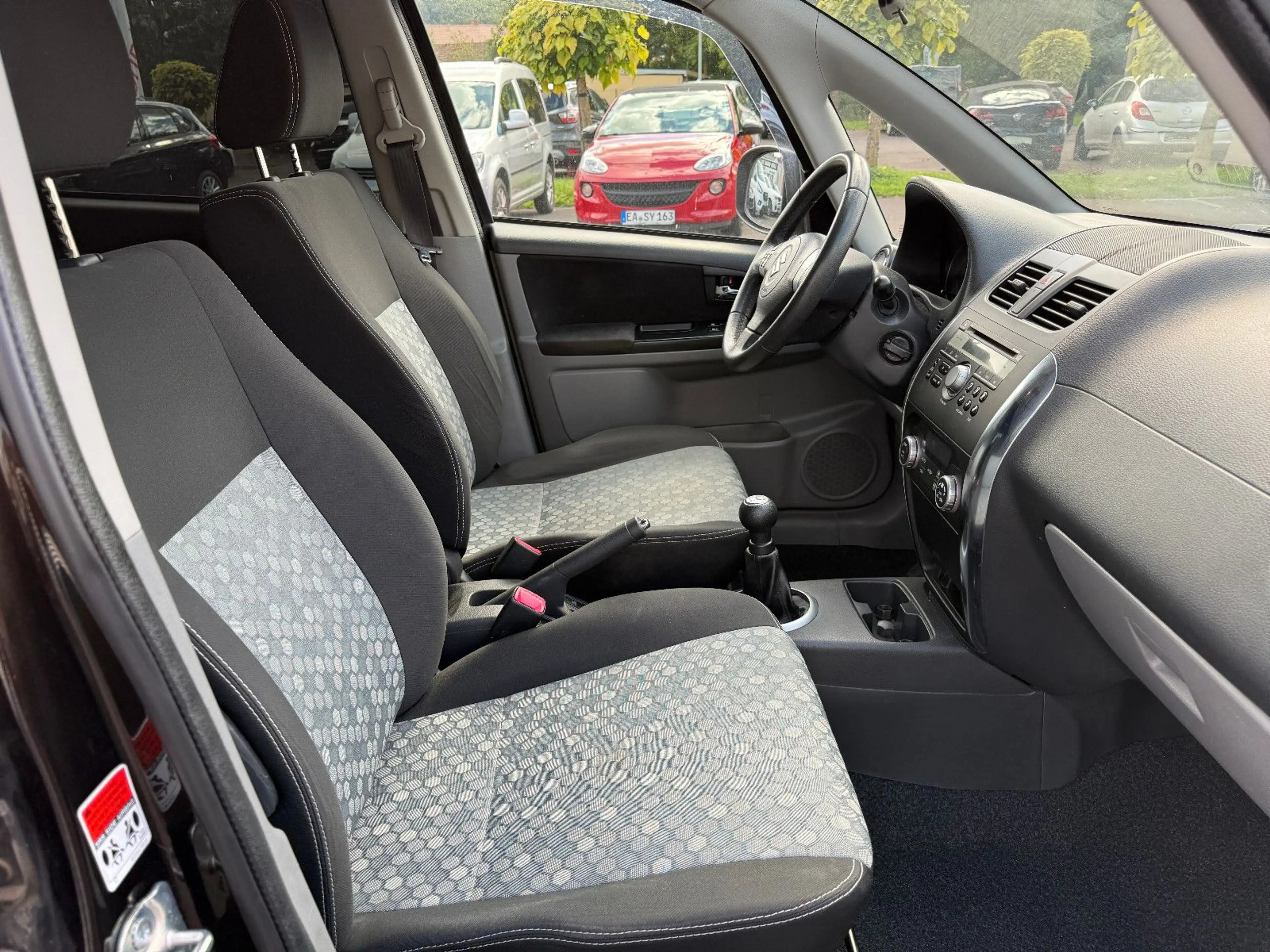 Suzuki SX4 Style 4x4+Klimaauto+SHZ+Temp+ZV+LM+ — photo 15