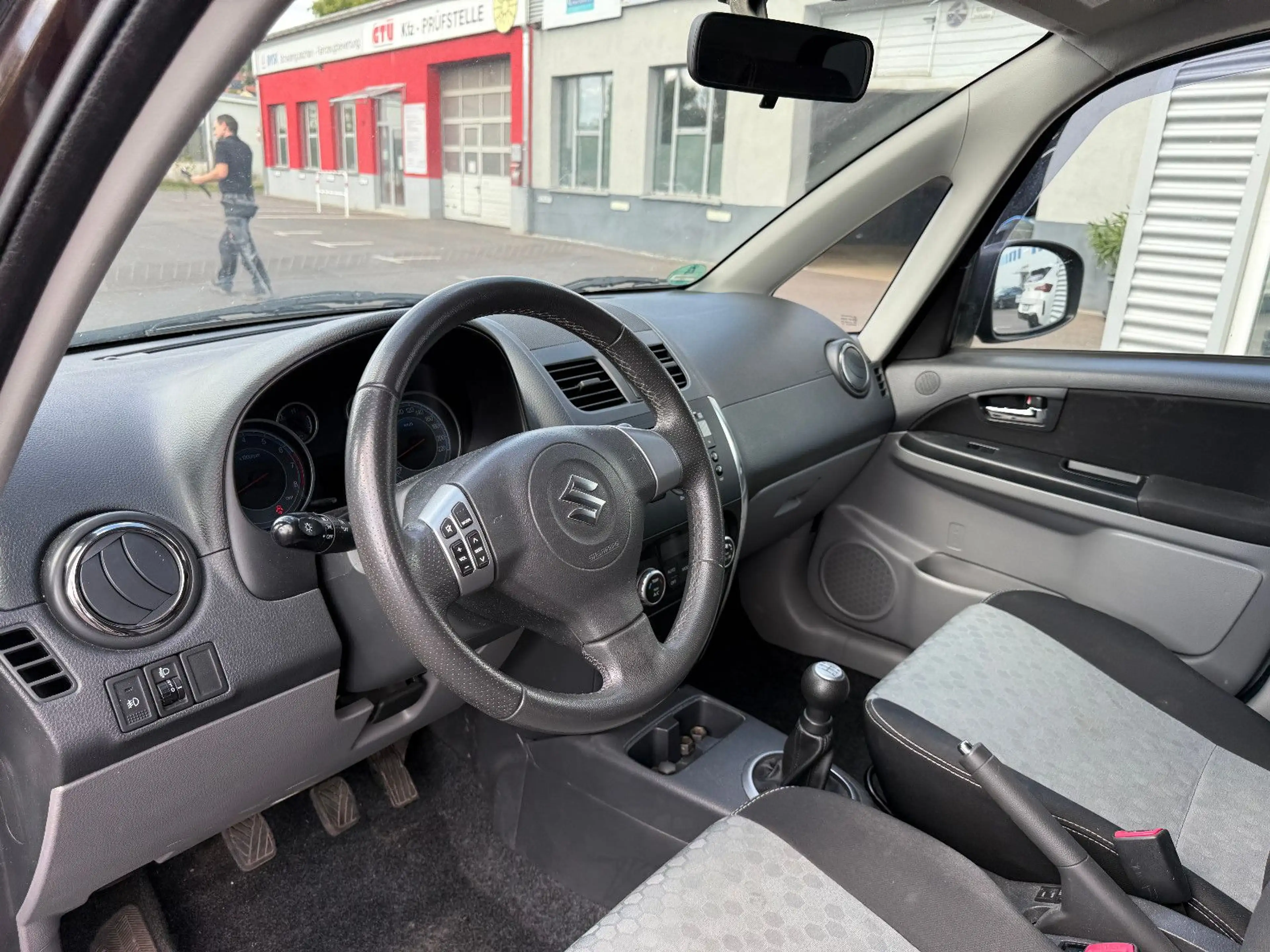 Suzuki SX4 Style 4x4+Klimaauto+SHZ+Temp+ZV+LM+ — photo 10