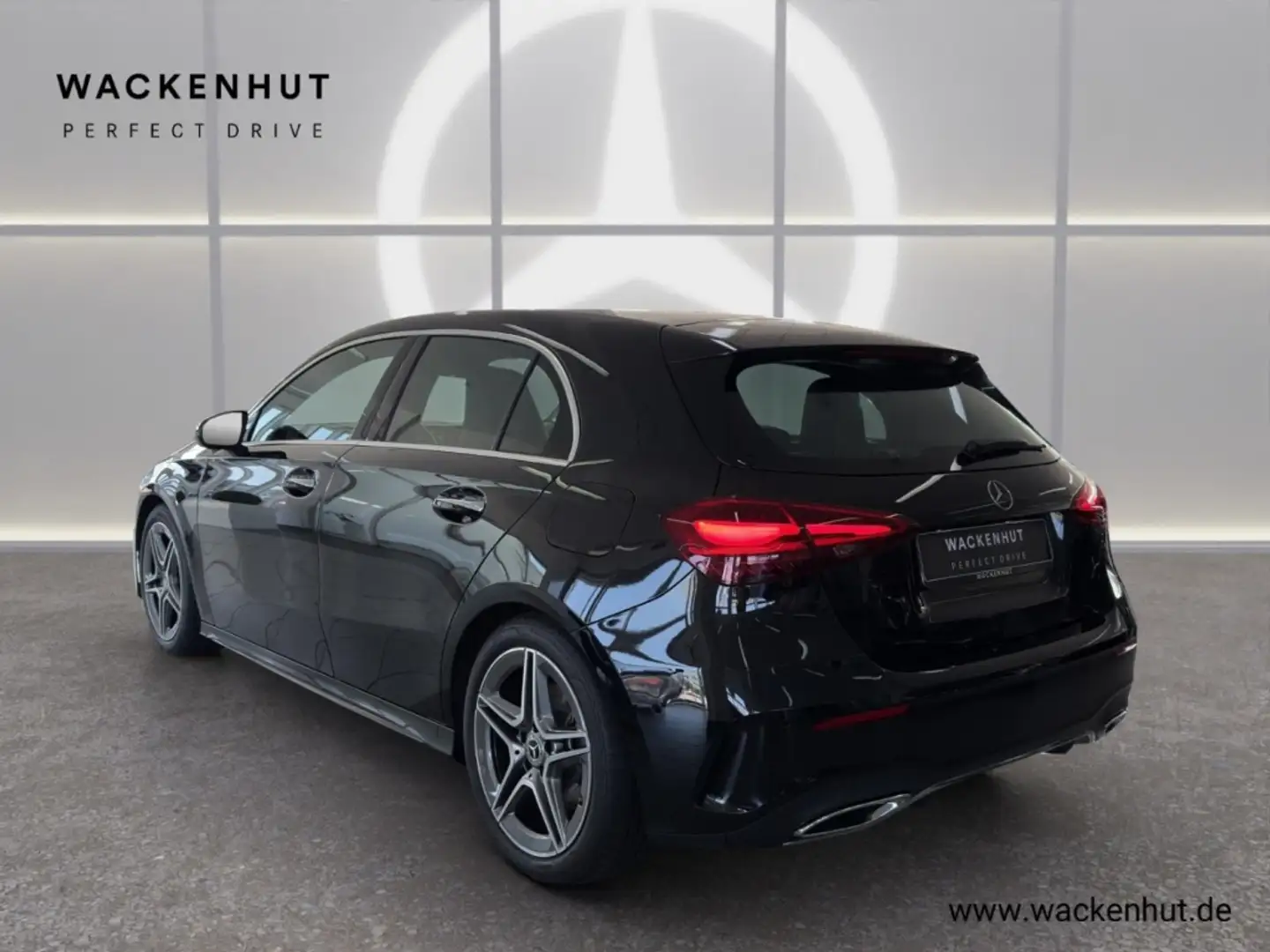 Mercedes-Benz A 250 4M AMG LINE ADVANCED AHK+RFK+BURMES+MULTIB Noir - 2