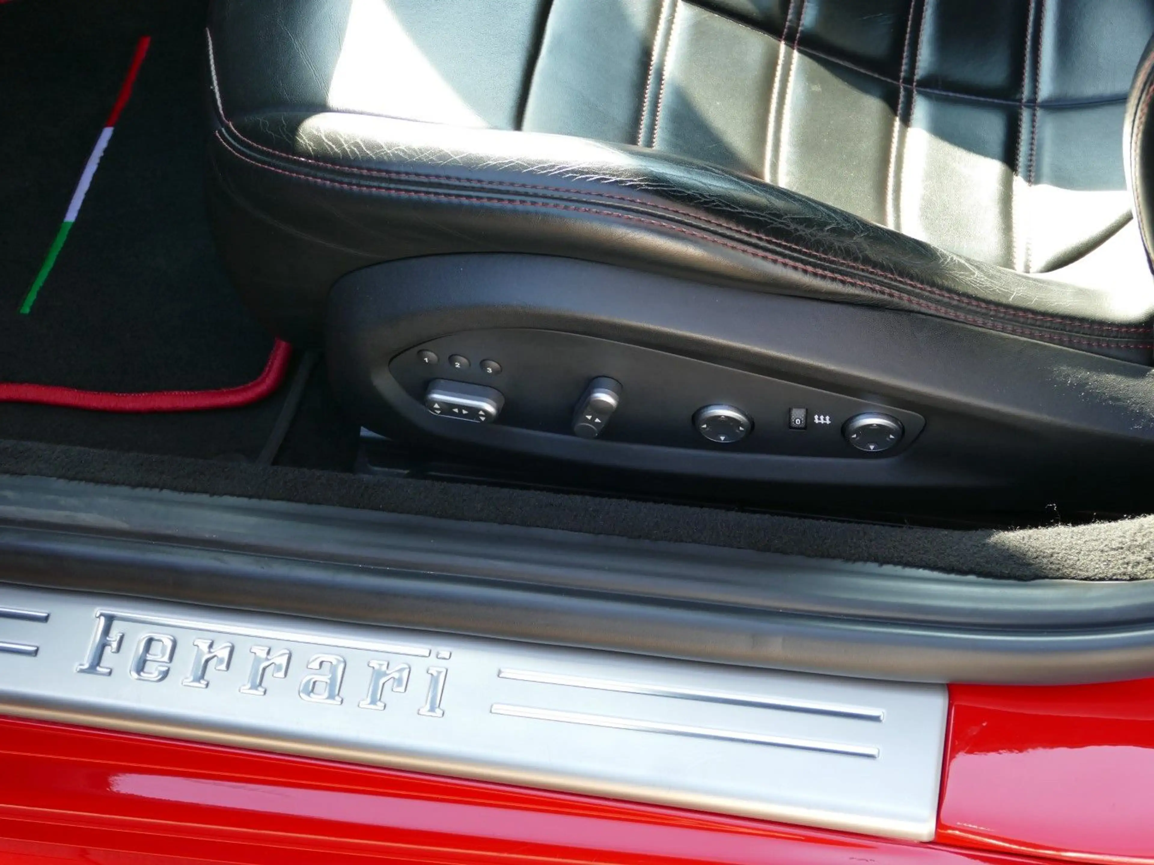 Ferrari California T * deutsch, 2.Hand, Mehrwertsteuer ! — photo 15