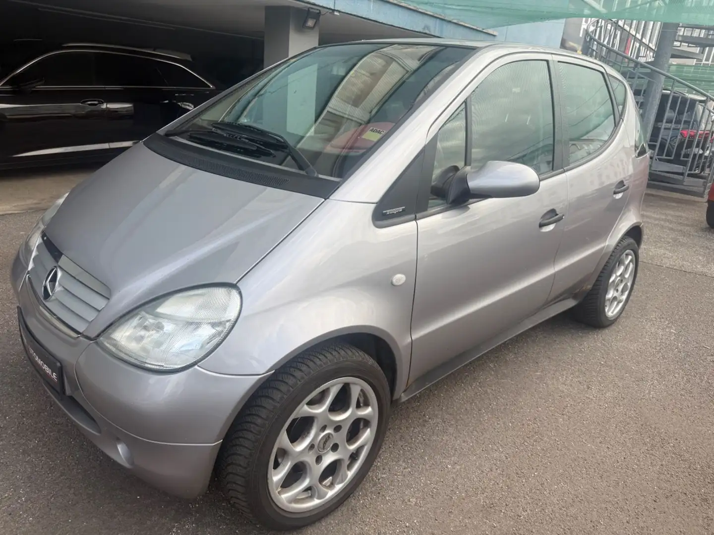 Mercedes-Benz A 190 AVANTGARDE*FALTDACH*AUT*DACH*1.HAND Silber - 1