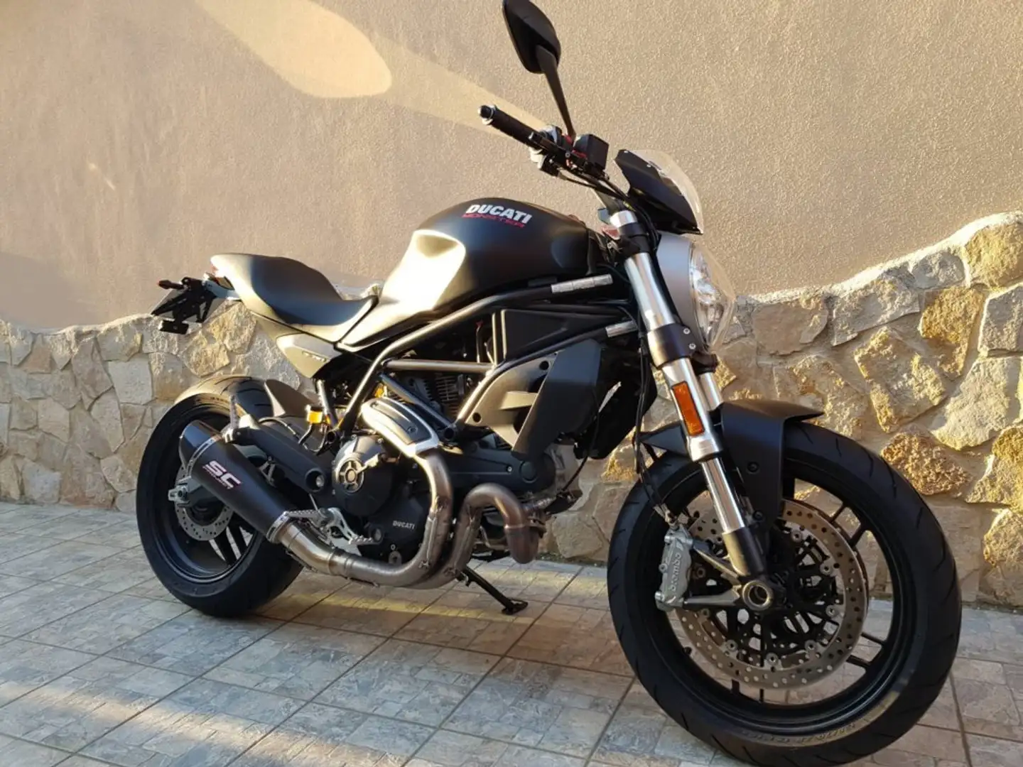 Ducati Monster 797 Nero - 2