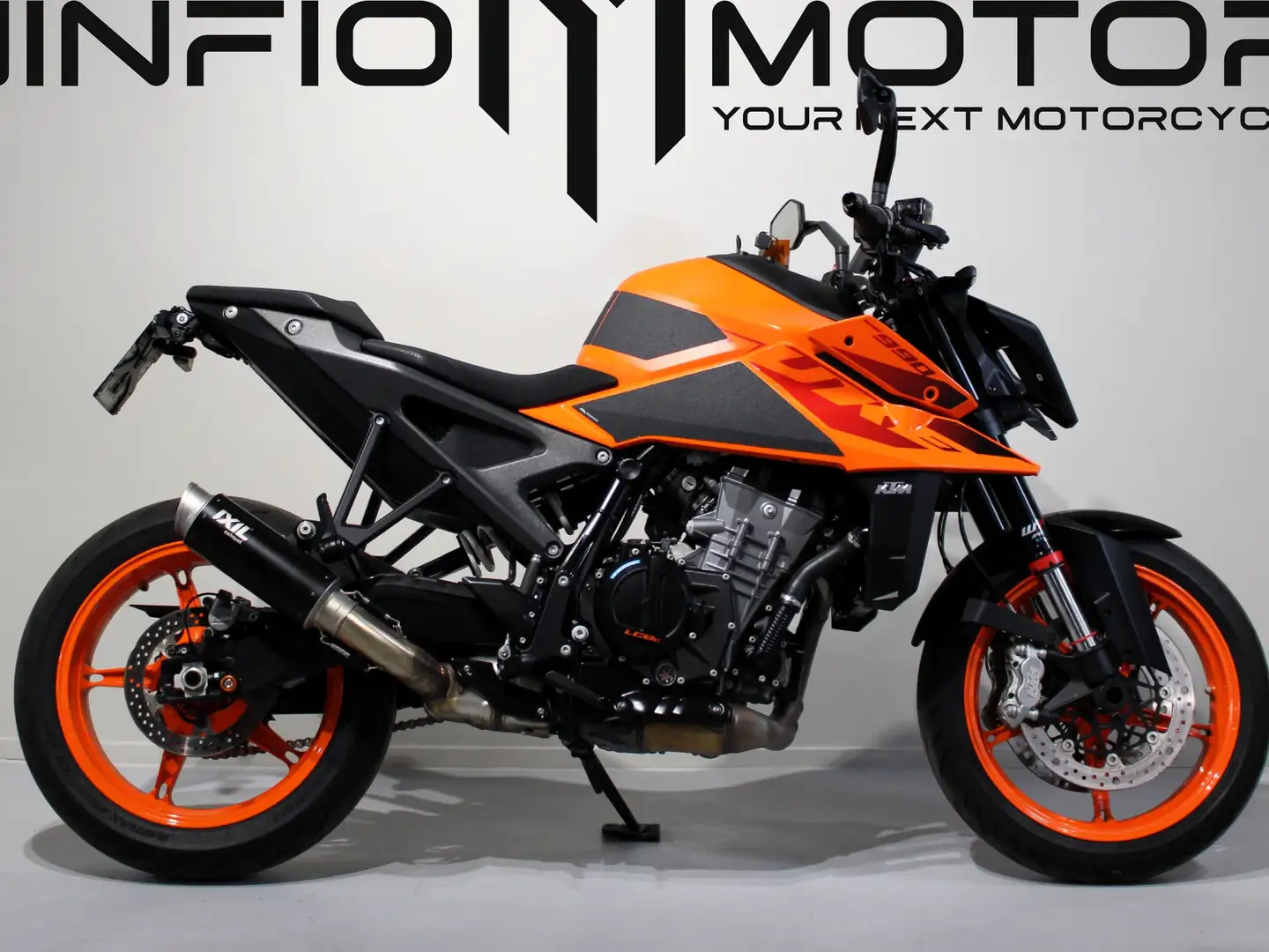 KTM 990 Duke - 1
