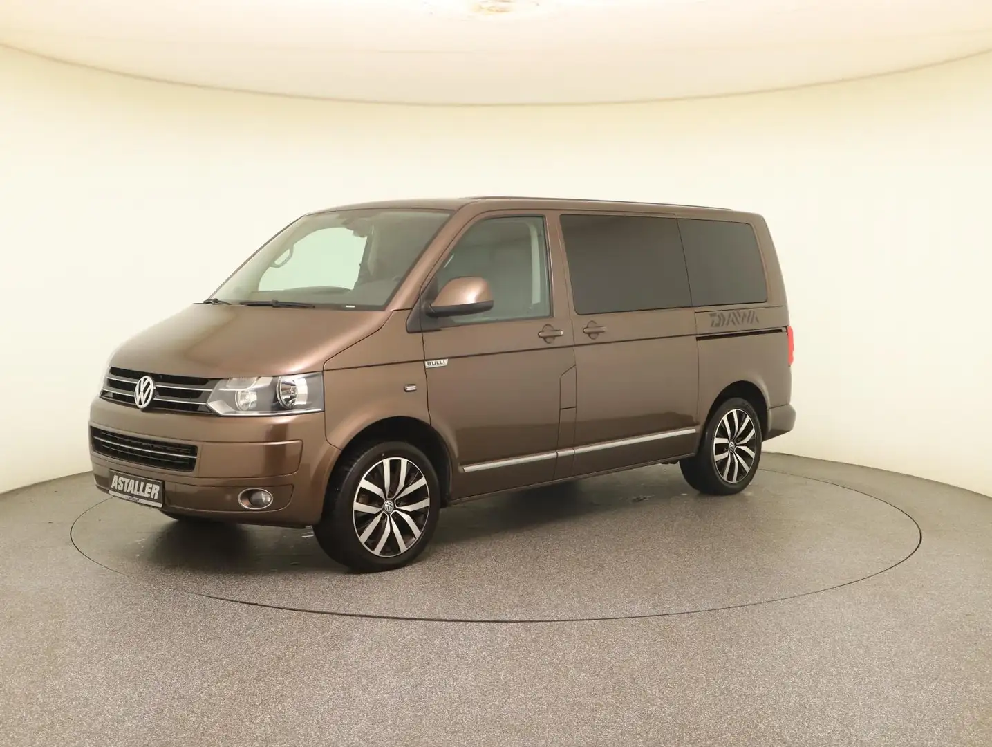 Volkswagen T5 Multivan T5 2.0 TDI Multivan Highline Navi+Kam+AHK+Leder Hnědá - 2