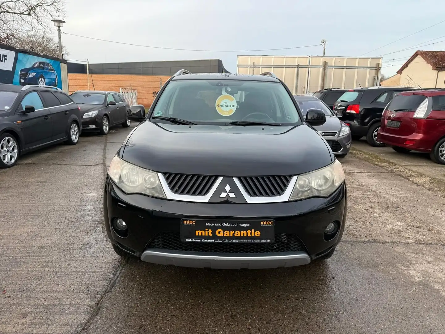Mitsubishi Outlander 2.2 DI-D Intense*TUV NEU*AHK*7 SITZE* Schwarz - 2