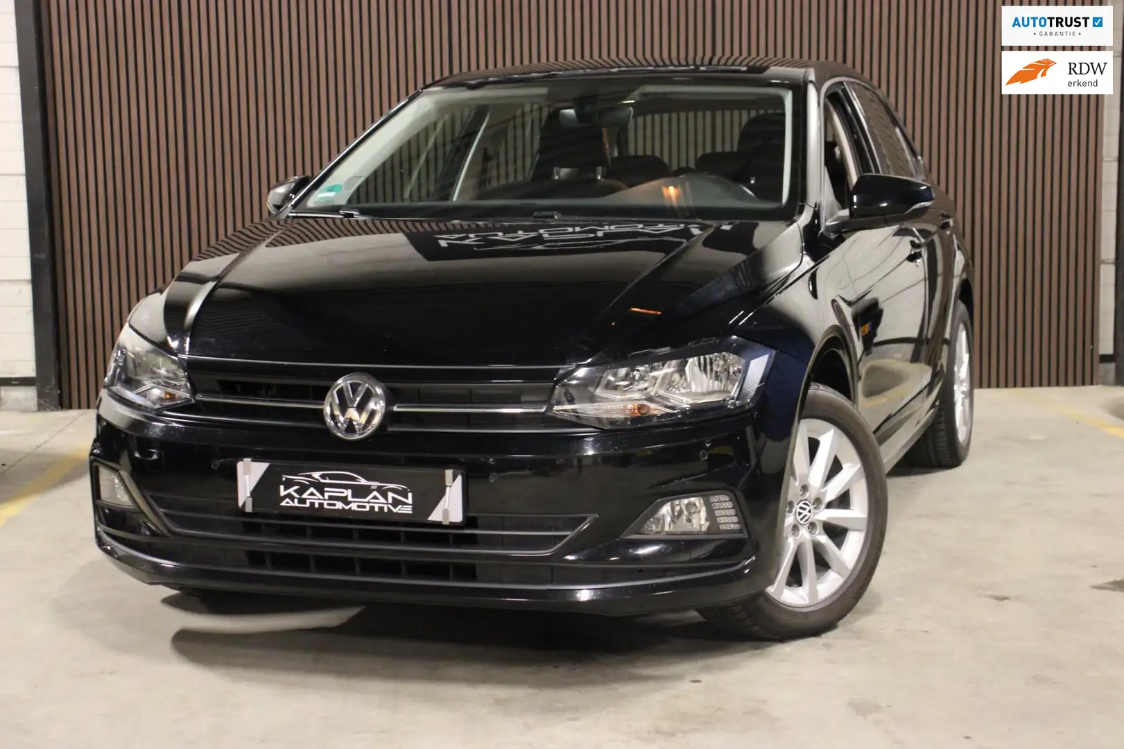 Volkswagen Polo 1.0 TSI Comfortline ACC PDC Stoelverw CarPlay Navi Zwart - 1