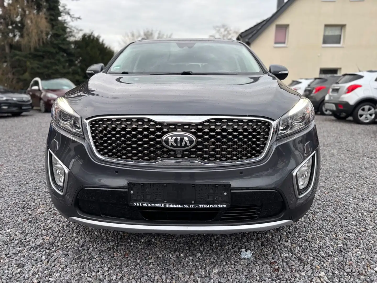 Kia Sorento Platinum Edition 4WD Grau - 2