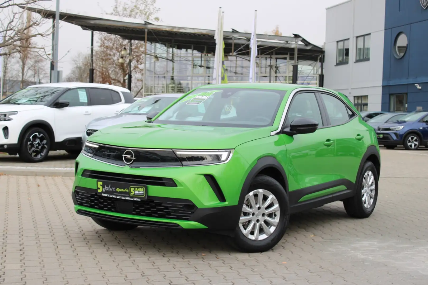 Opel Mokka-E EDITION LED+Fernlichtass.+KlimaA+LM+AUT Grün - 2