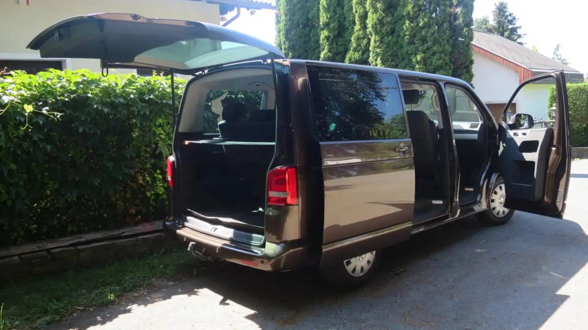 Volkswagen T5 Multivan Multivan Match 2,0 TDI D-PF Match Braun - 2