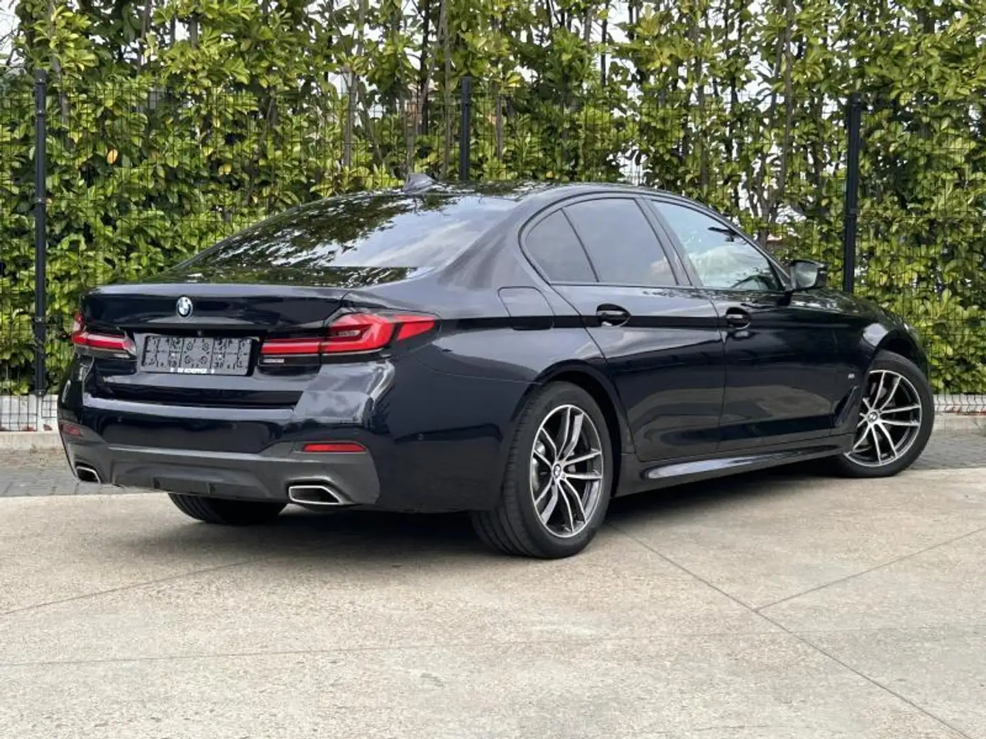 BMW 520 Berline Noir - 2
