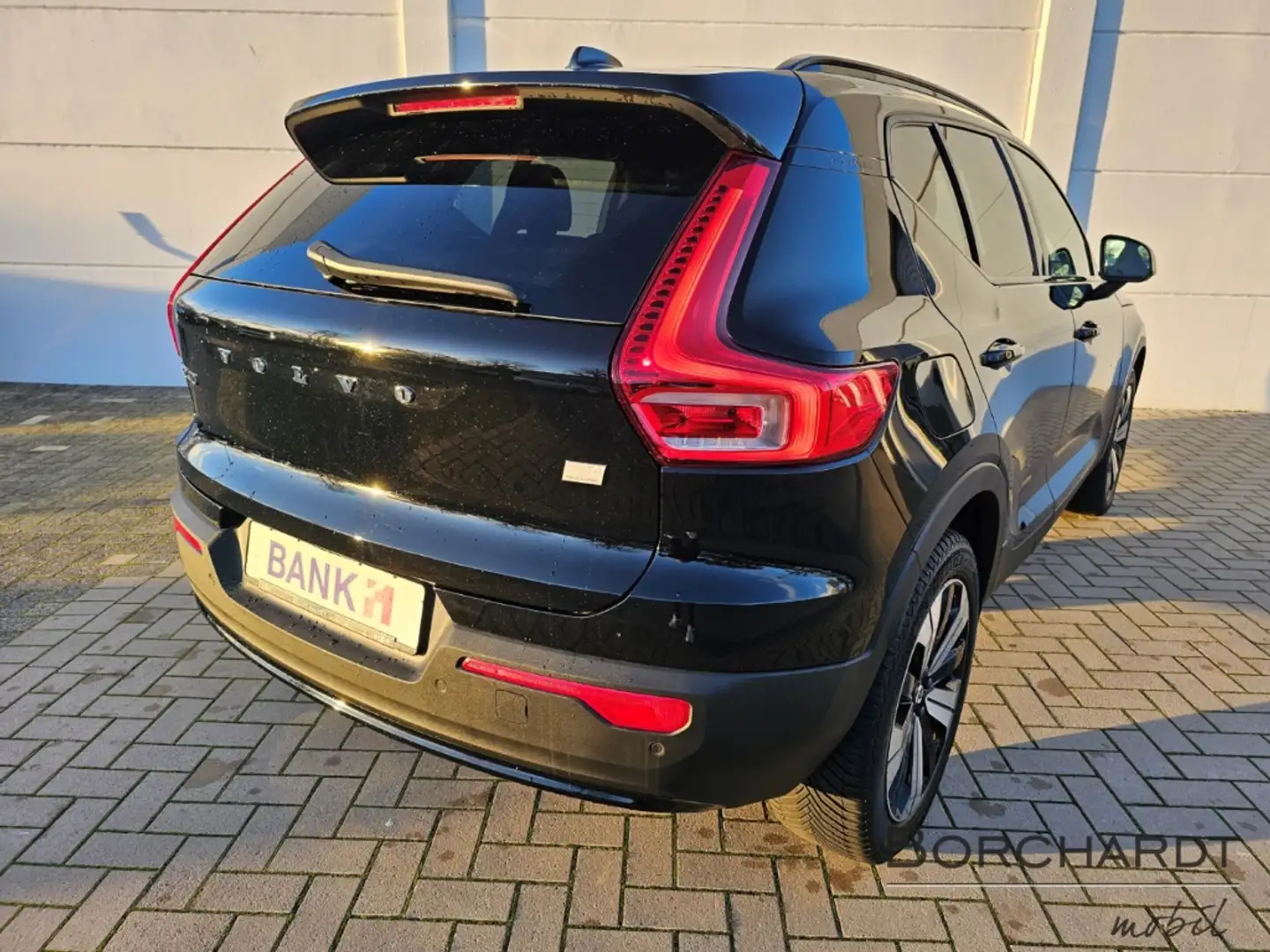 Volvo XC40 Plus*Dark Recharge*Plug-In*T4*1.5*211PS*AHK*ACC*Le Schwarz - 2