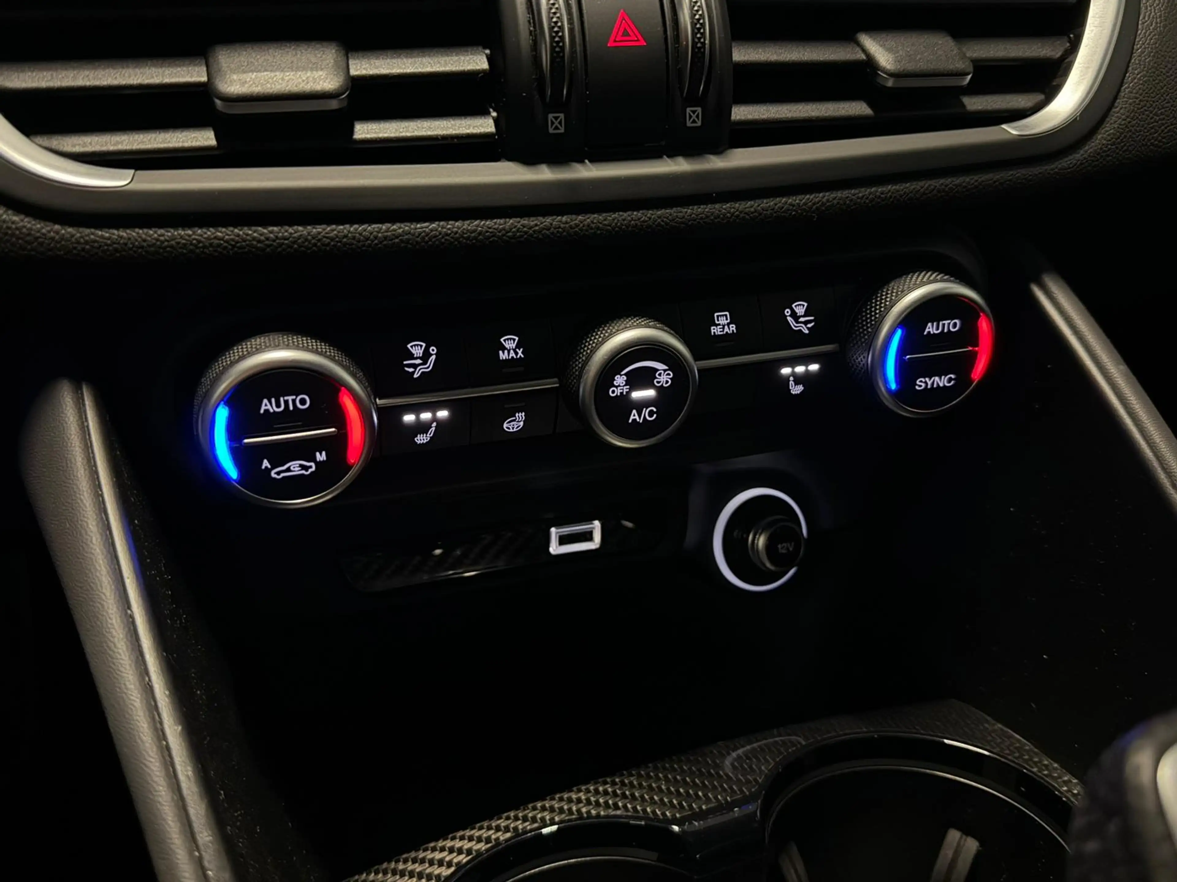 Alfa Romeo Giulia 2.9 V6 Quadrifoglio Facelift MY2021 Dealer Onderho — photo 15