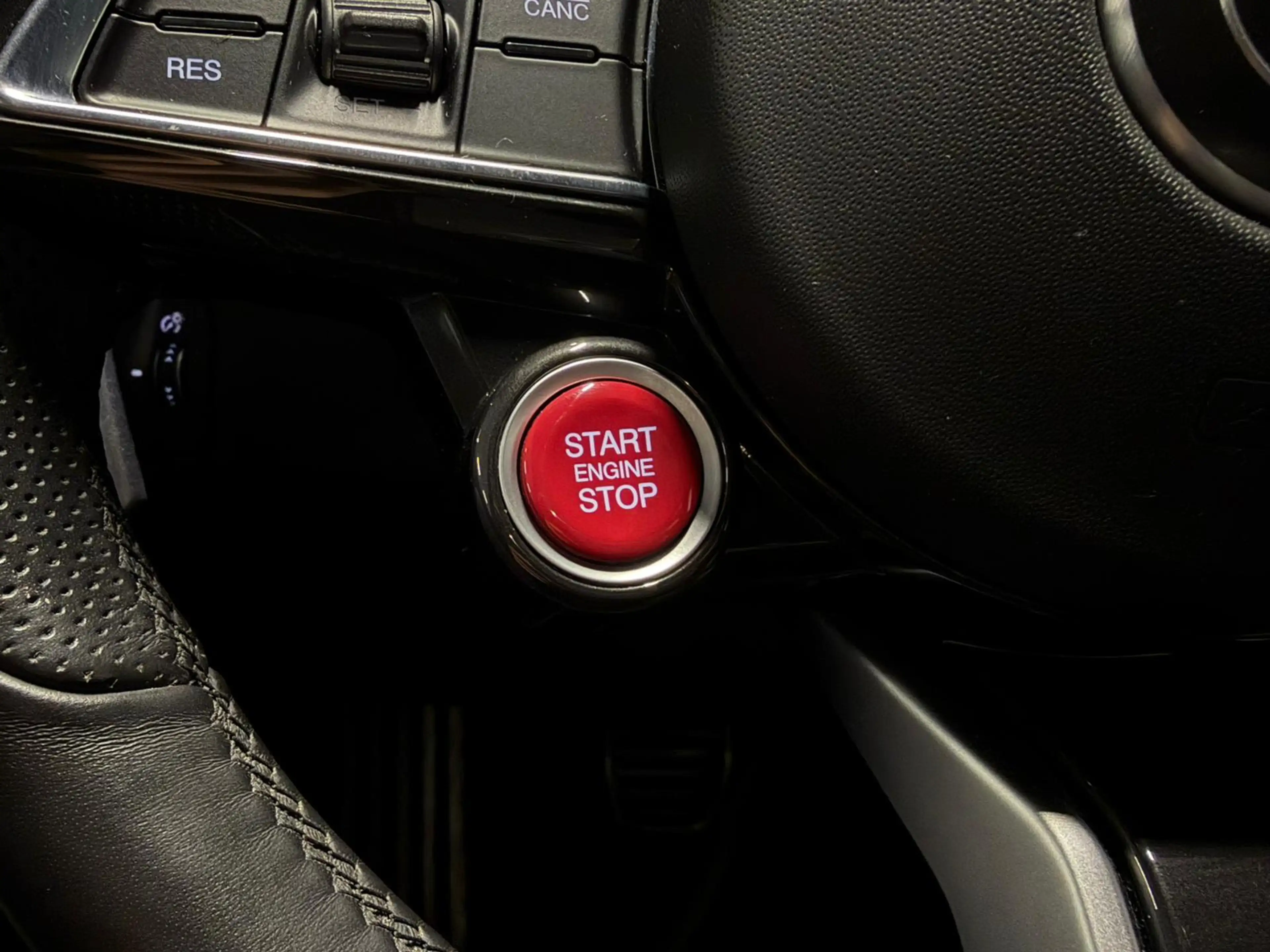 Alfa Romeo Giulia 2.9 V6 Quadrifoglio Facelift MY2021 Dealer Onderho — photo 13