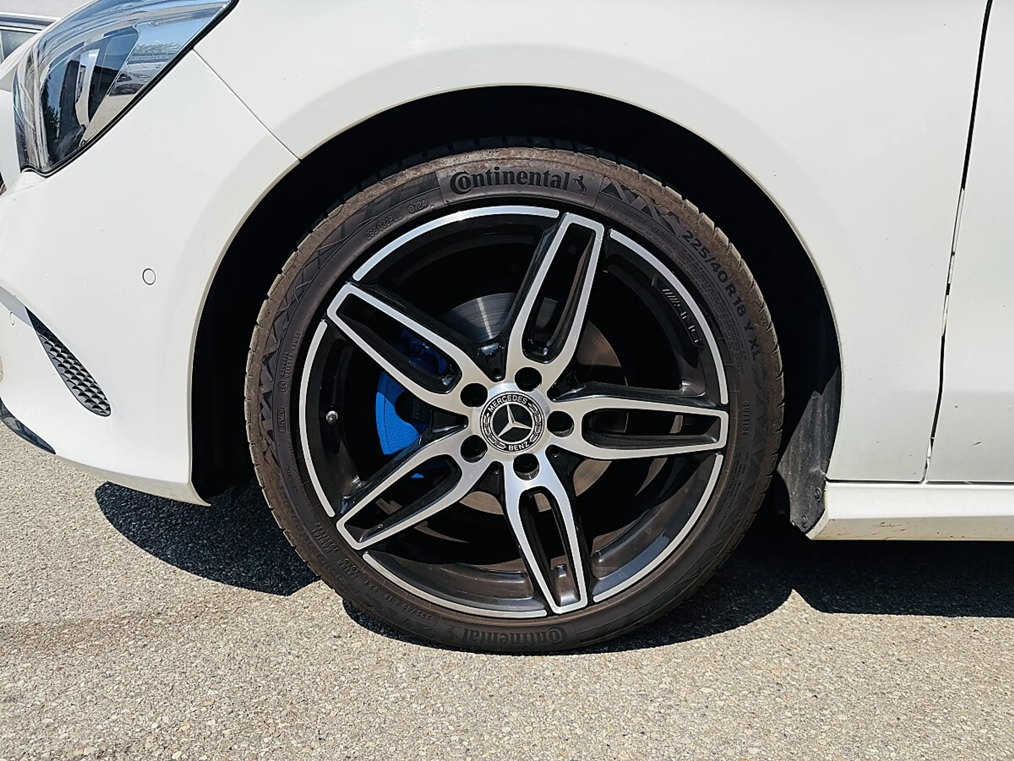 Mercedes-Benz CLA 220 CDI Urban — photo 11