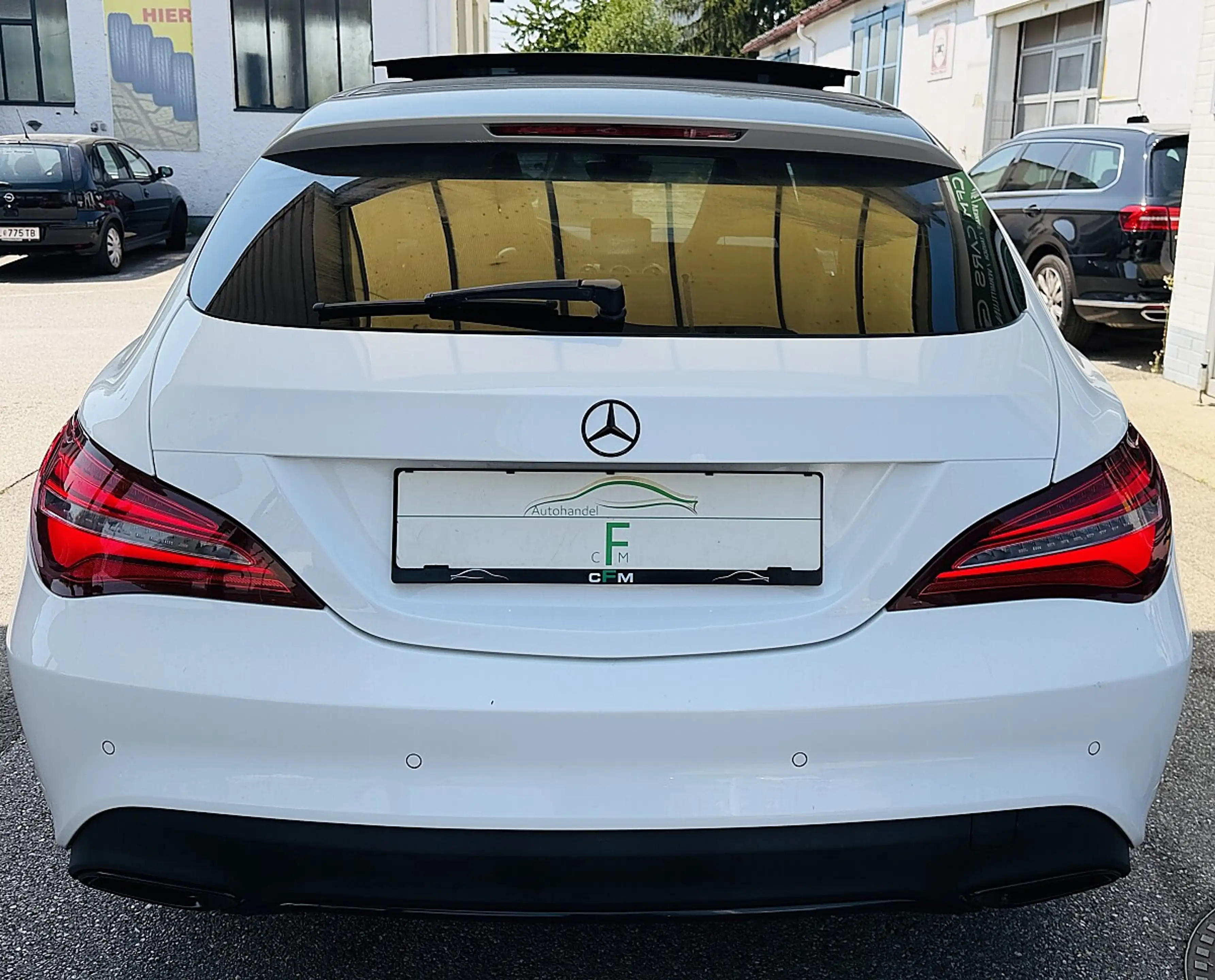Mercedes-Benz CLA 220 CDI Urban — photo 3