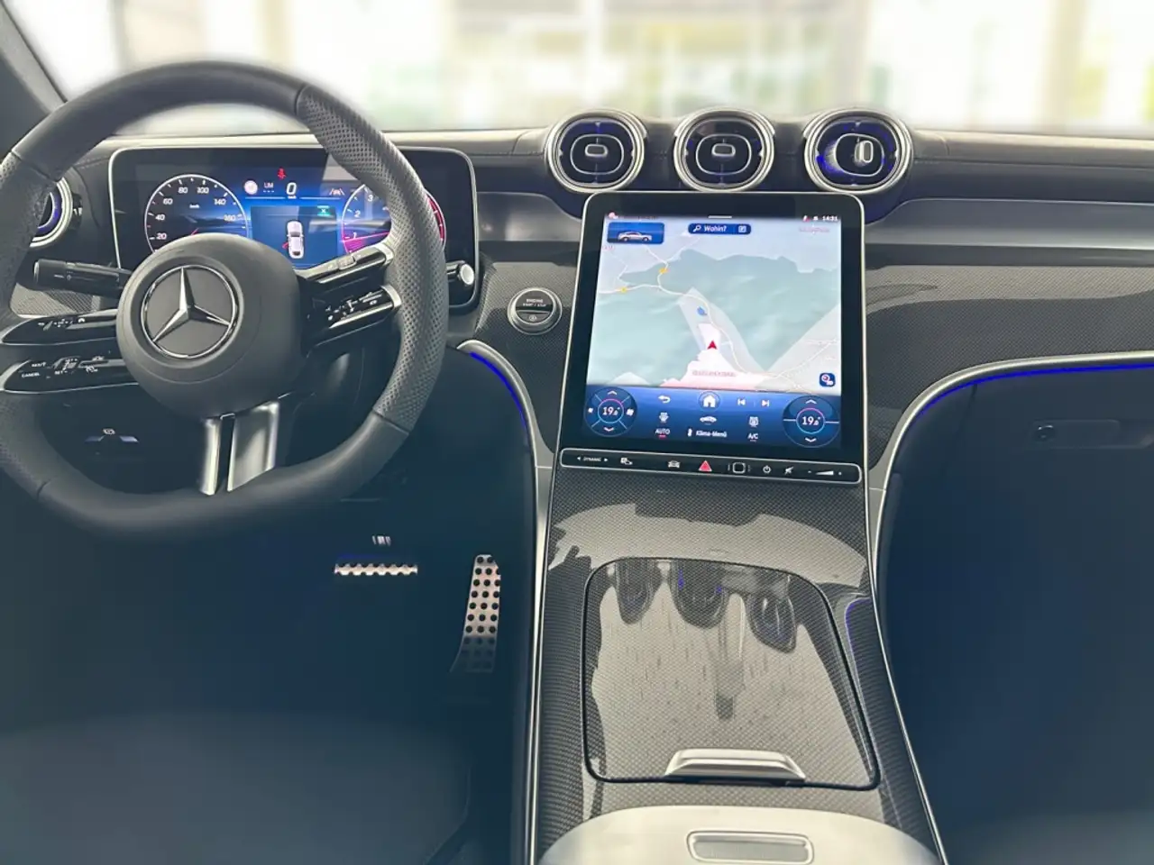 Mercedes-Benz GLC 200 4MATIC Coupé +AMG+20"+9G+LED+MBUX+THERM+ 12