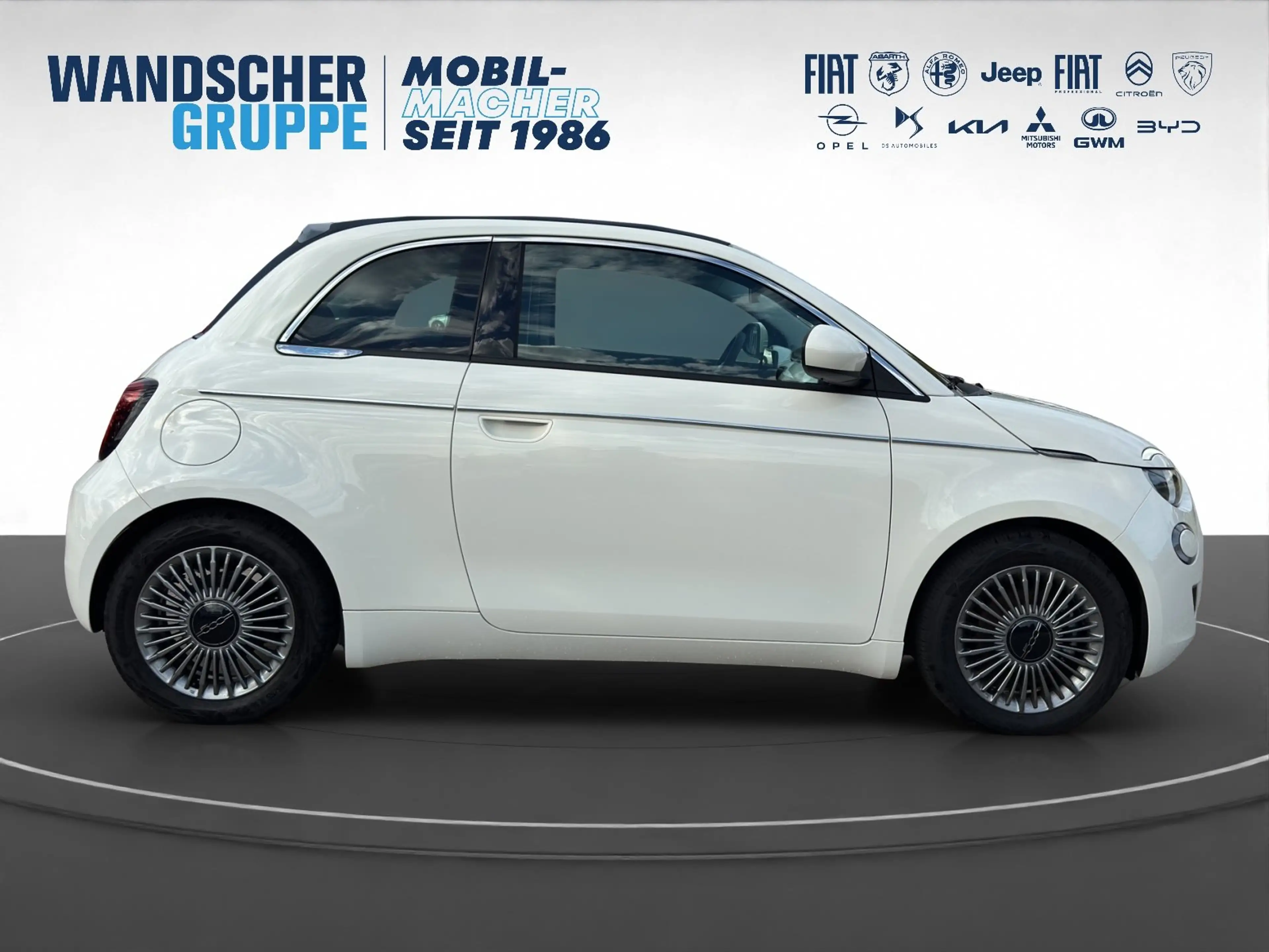 Fiat 500e Cabrio CARPLAY KLIMAA LKA — photo 7