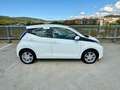 Toyota Aygo 1.0 VVT-i x-play Weiß - thumbnail 11