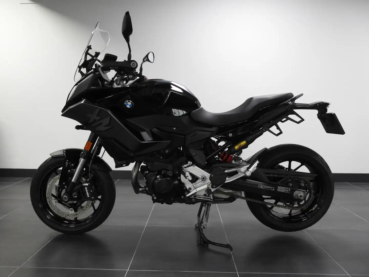 BMW F 900 XR Noir - 2