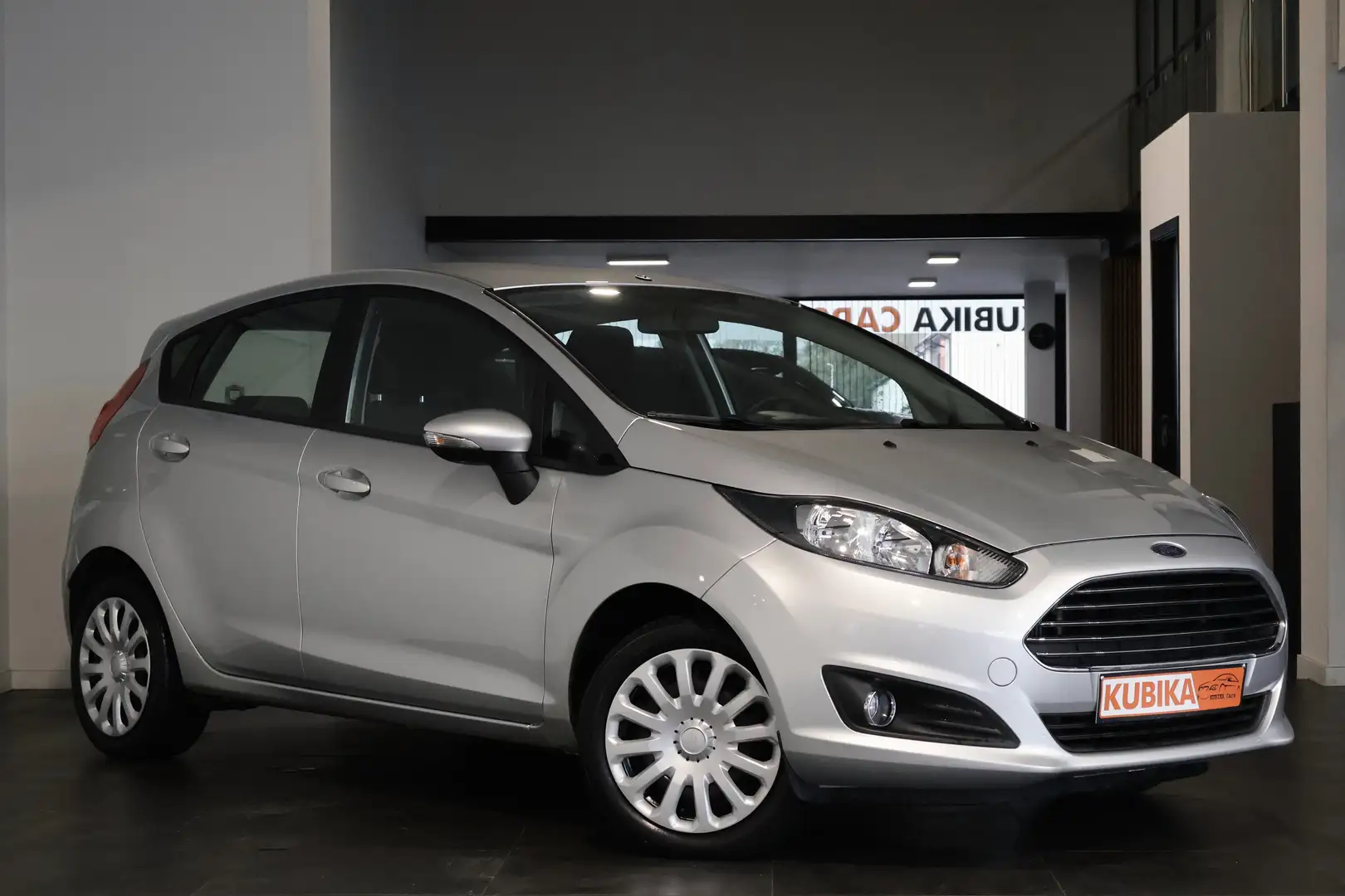 Ford Fiesta Fiesta 1.0 EcoBoost Powershift Airco Garantie* Zilver - 2