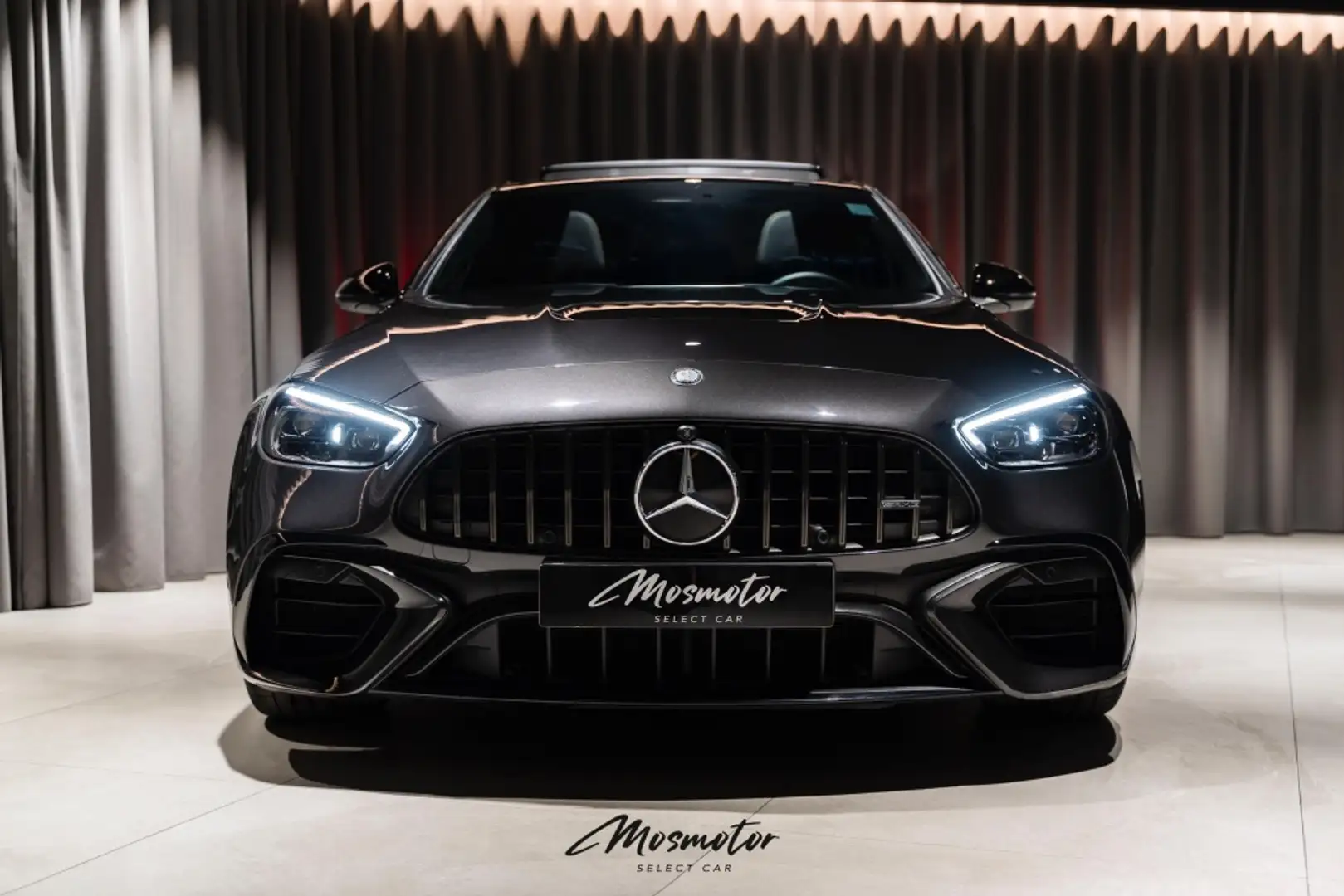Mercedes-Benz C 63 AMG S E Performance 4Matic+ Schwarz - 2