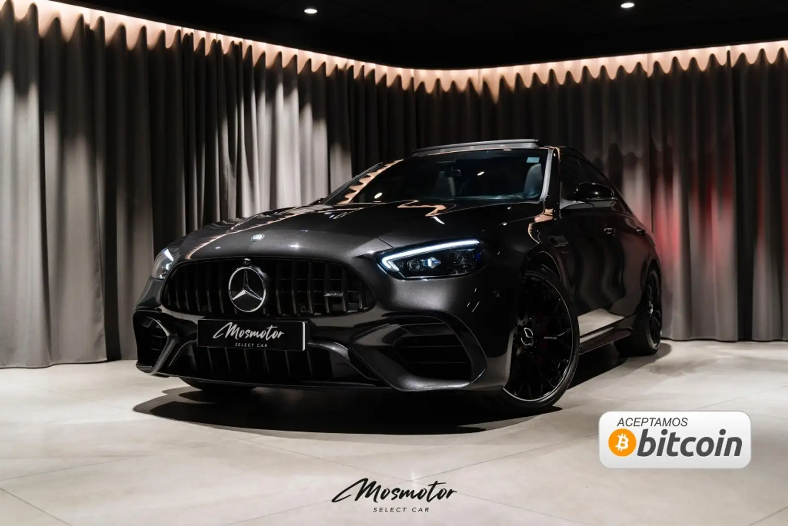 Mercedes-Benz C 63 AMG S E Performance 4Matic+ Schwarz - 1