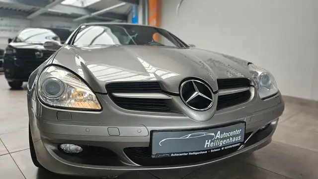 Mercedes-Benz SLK 280 V6 Roadster Leder Airscarf Bi-Xenon PDC