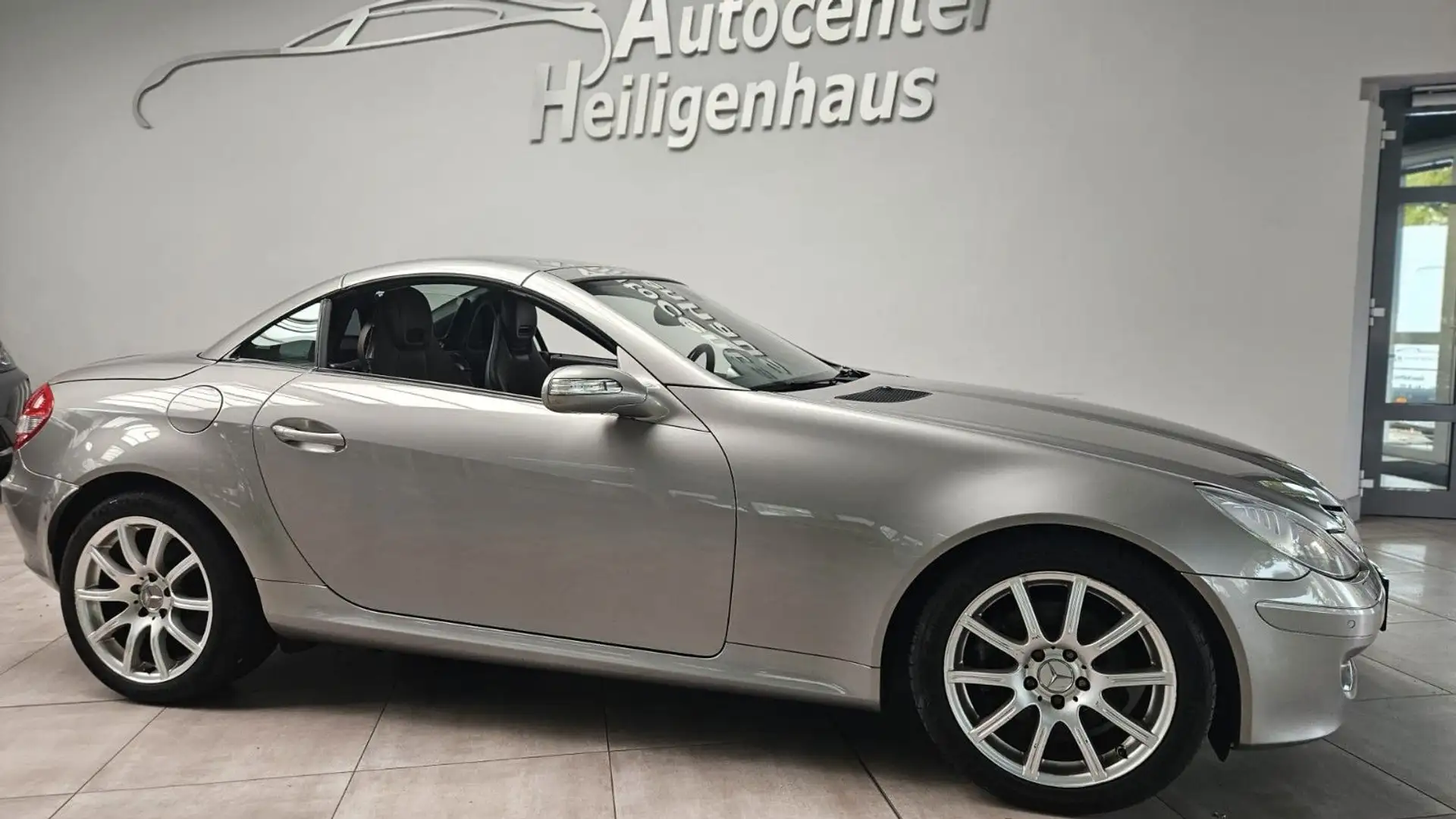 Mercedes-Benz SLK 280 V6 Roadster Leder Airscarf Bi-Xenon PDC Argent - 2