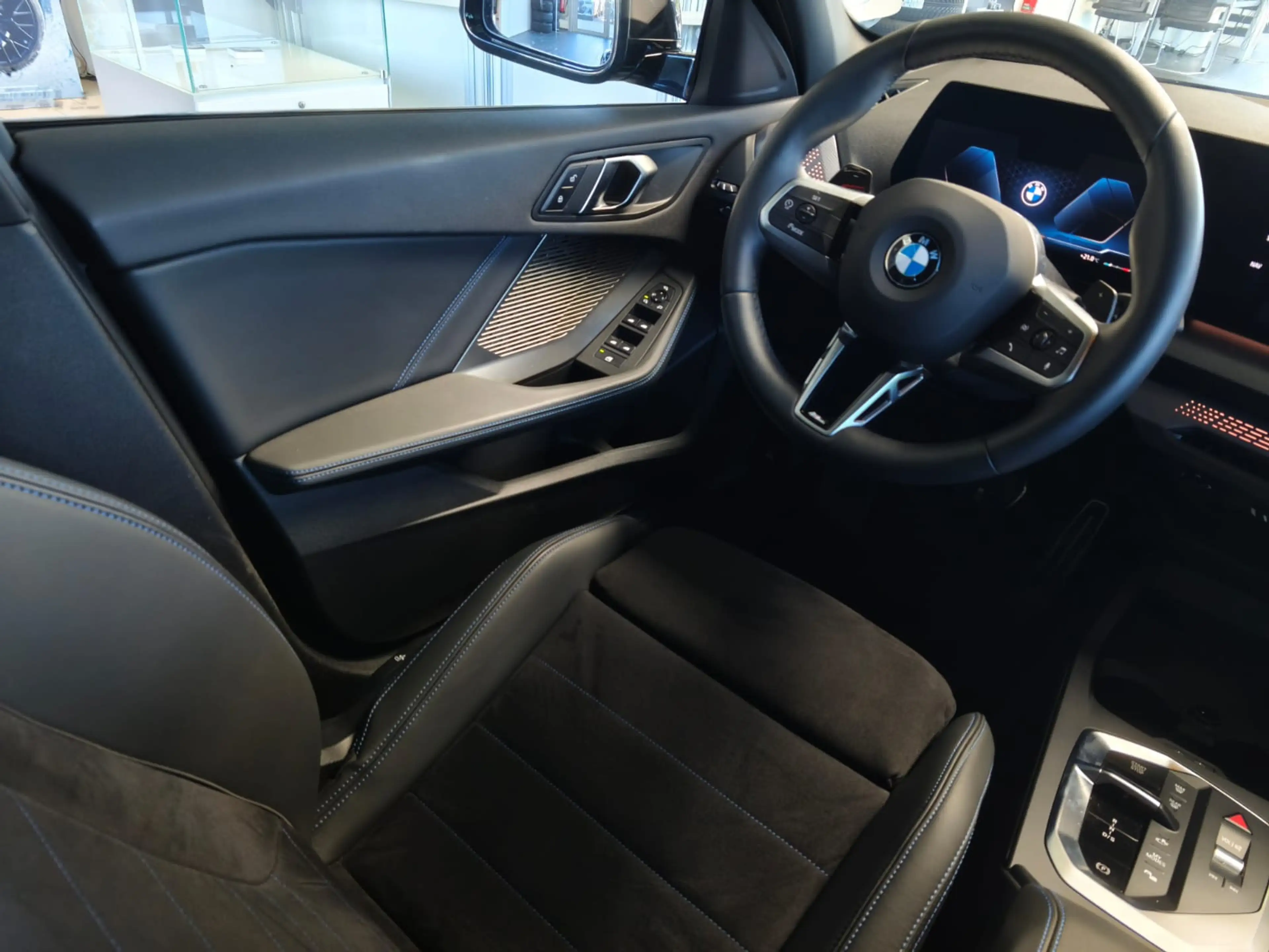 BMW 120 i M Sport Dr.As+/19"/ACC/PANO — photo 10