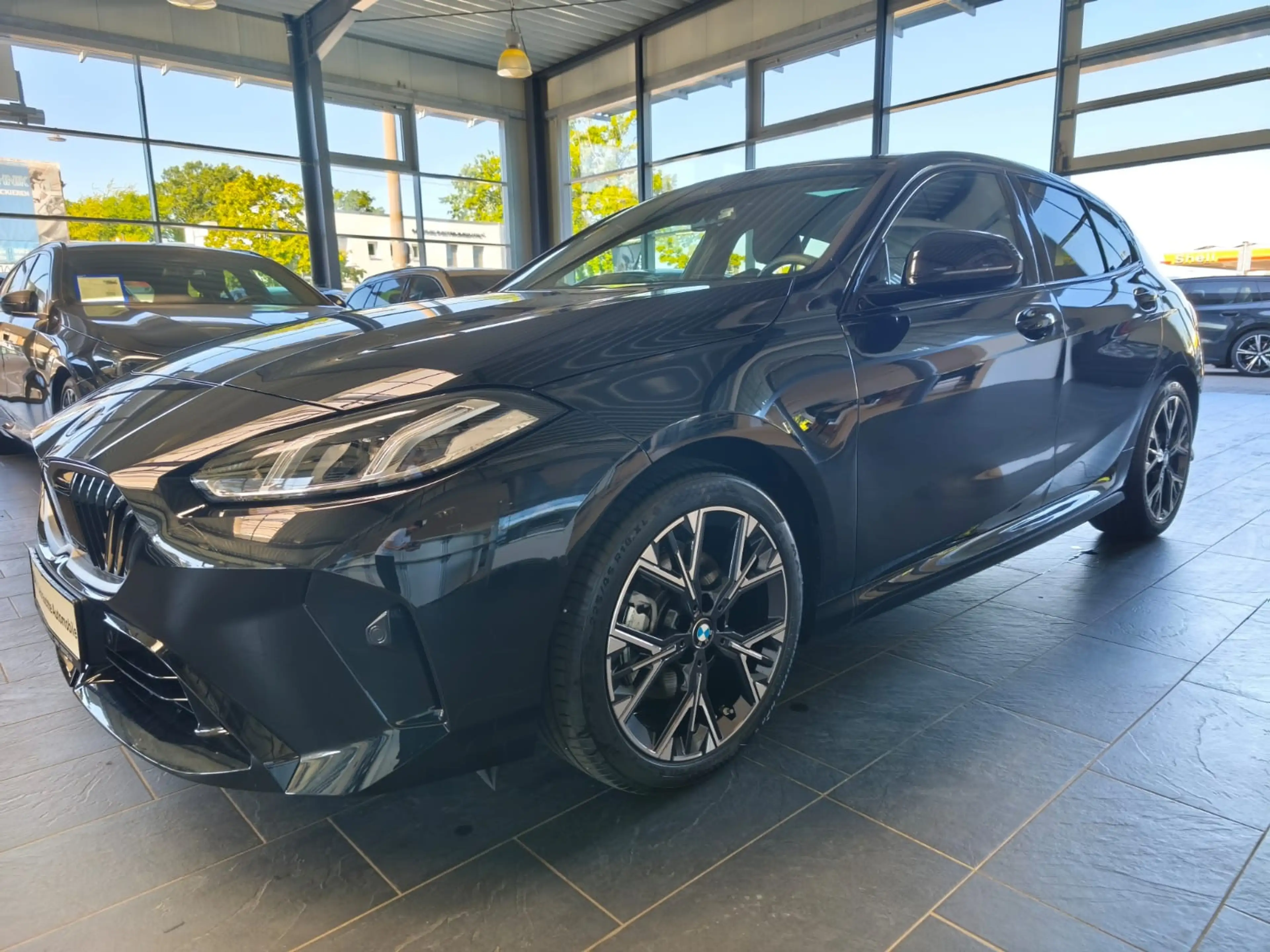 BMW 120 i M Sport Dr.As+/19"/ACC/PANO — photo 3