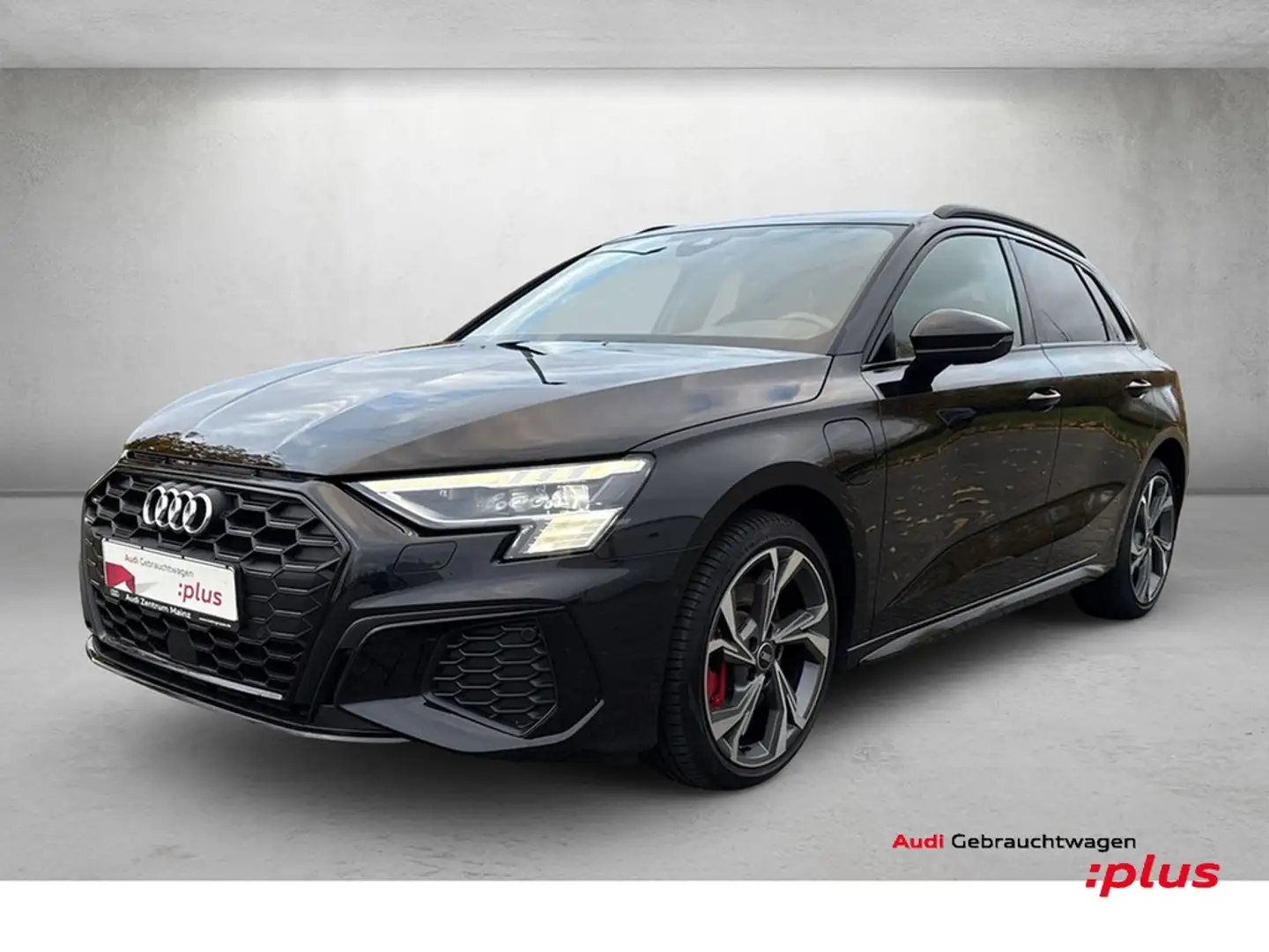 Audi A3 Sportback S line 45 TFSI e S tronic *Matrix* Noir - 1