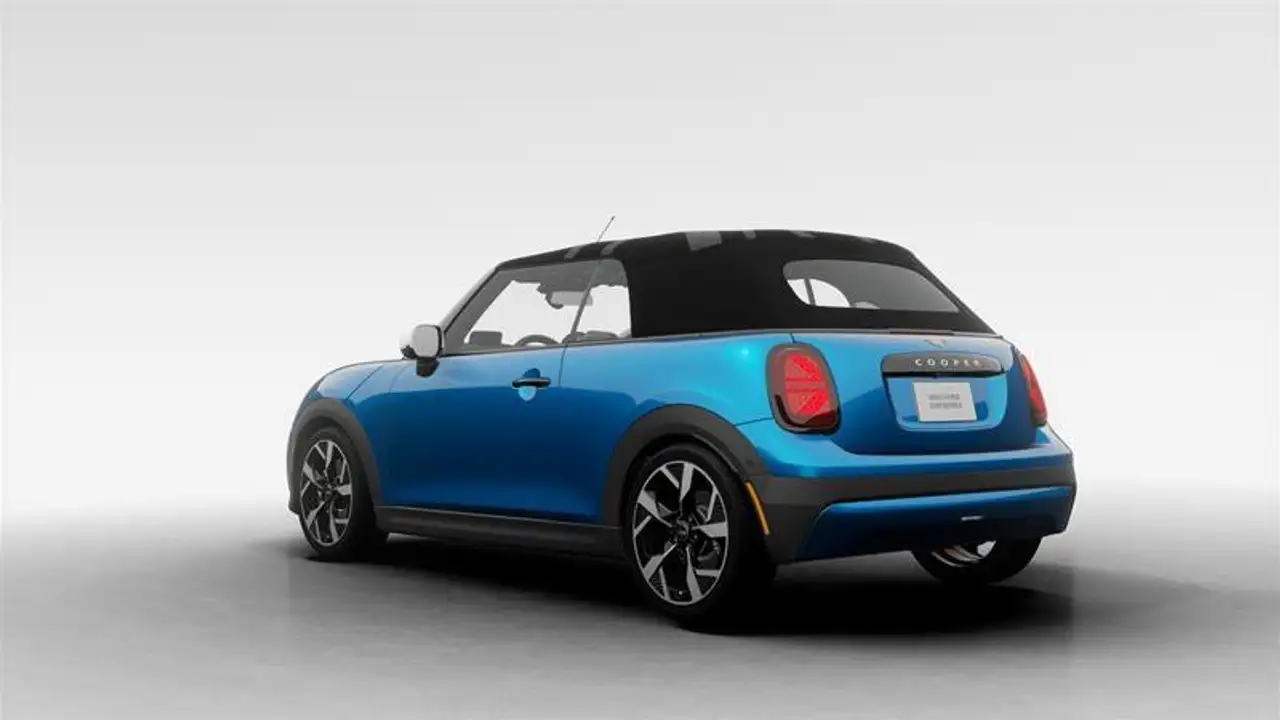 MINI Convertible снимка MINI Convertible