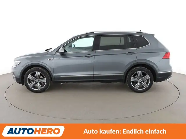 Volkswagen Tiguan Allspace view 3