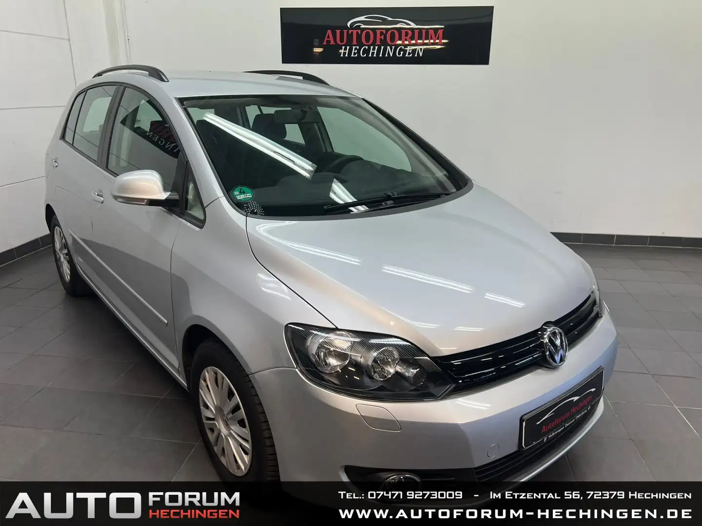 Volkswagen Golf Plus VI 1.Hand AHK Nur 64 TKM Silber - 1