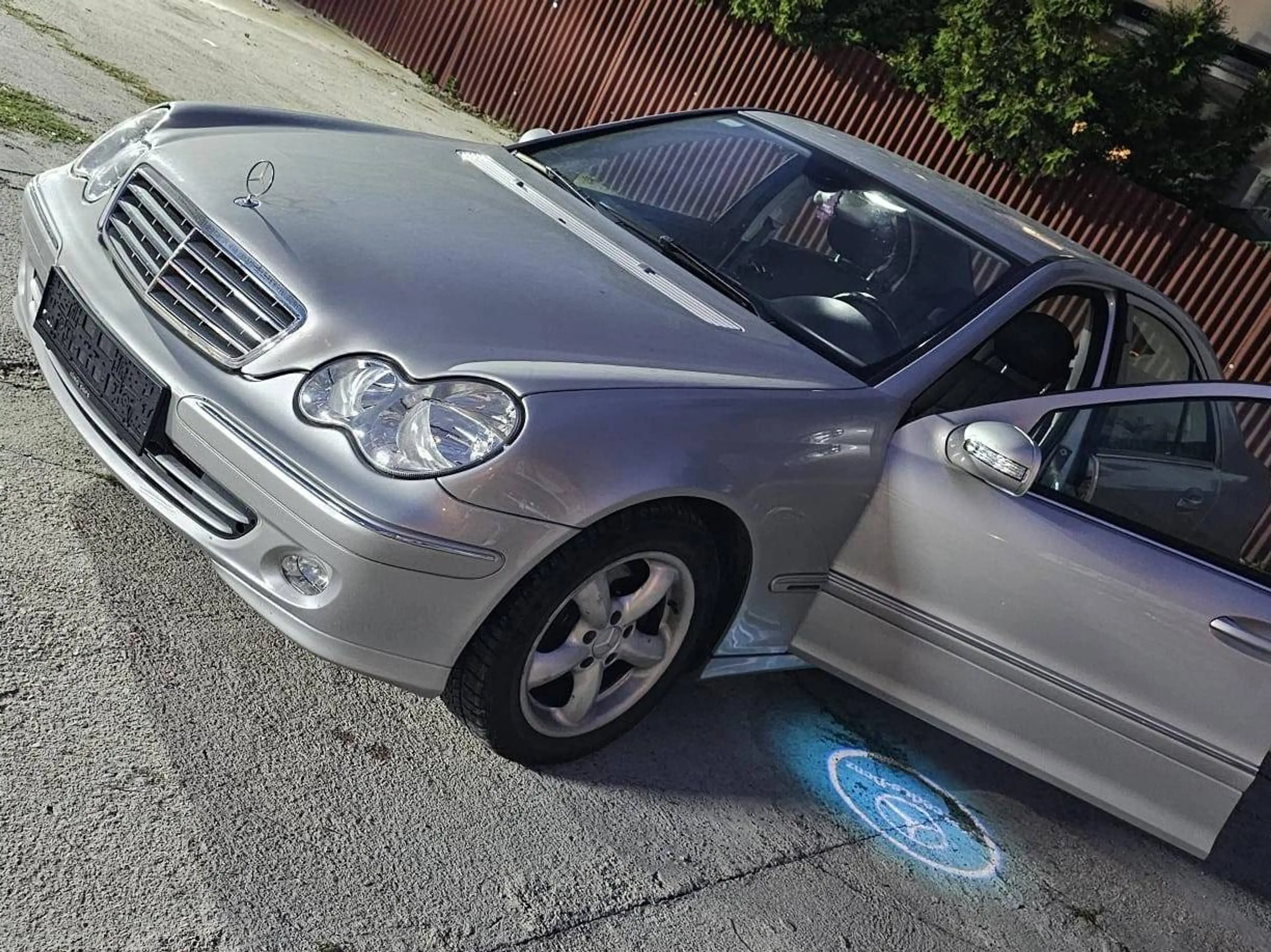 Mercedes-Benz C 200 C 200 CDI (LA)(203.007) — photo 2
