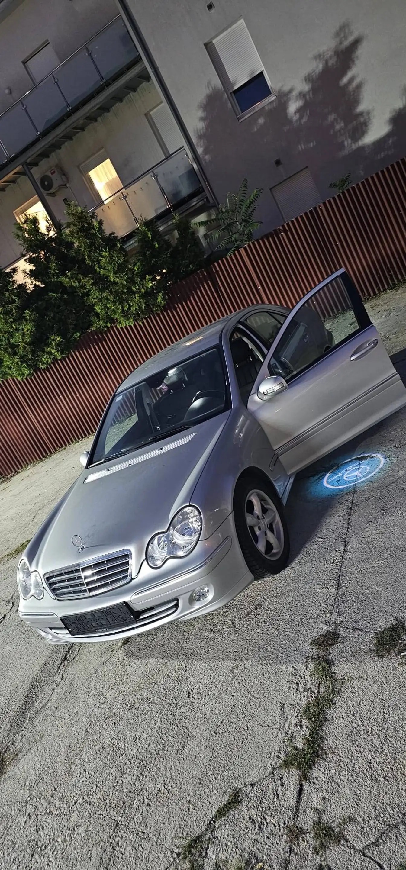 Mercedes-Benz C 200 C 200 CDI (LA)(203.007) — photo 6