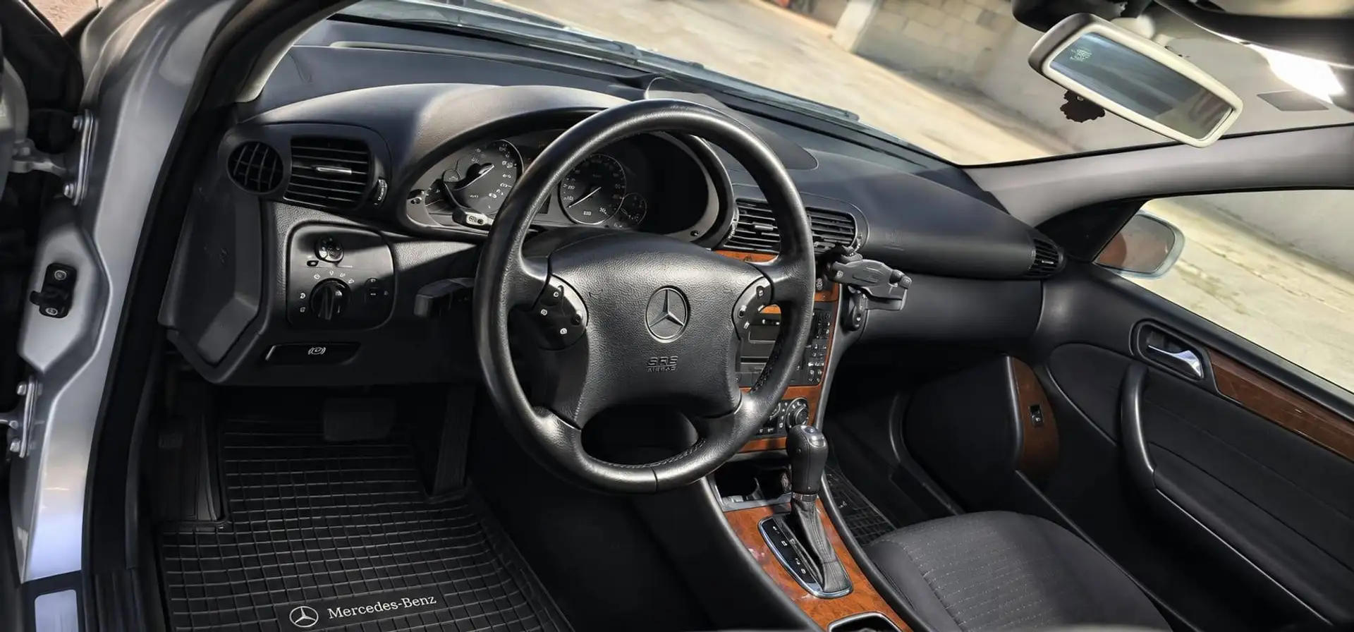Mercedes-Benz C 200 C 200 CDI (LA)(203.007) Grau - 2
