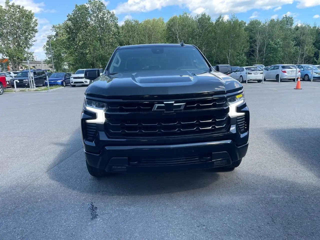 Chevrolet Silverado 1500 photo Chevrolet Silverado 1500