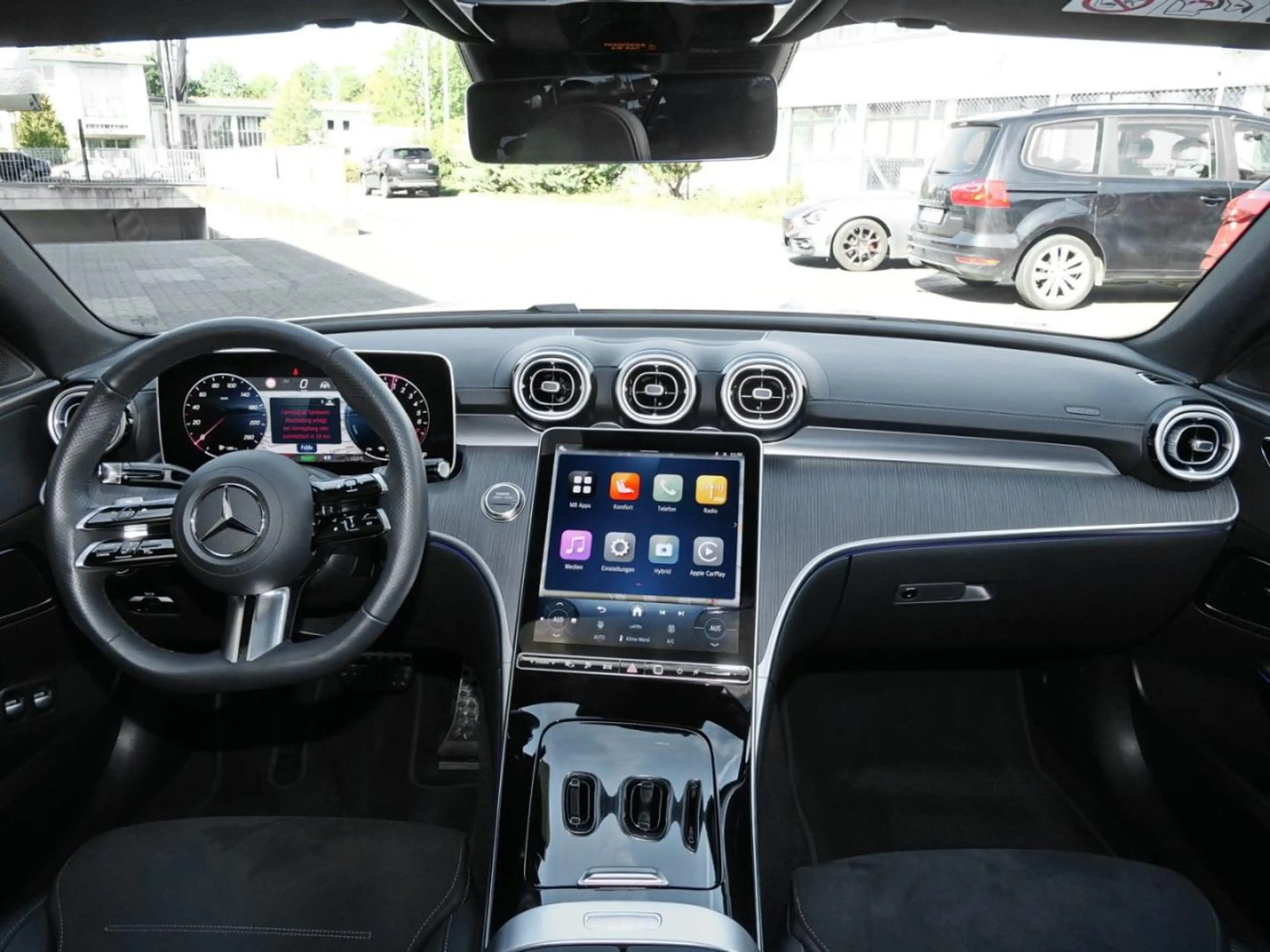 Mercedes-Benz C 400 e 4M AMG Night Panorama Distronic 360° AHK — photo 12