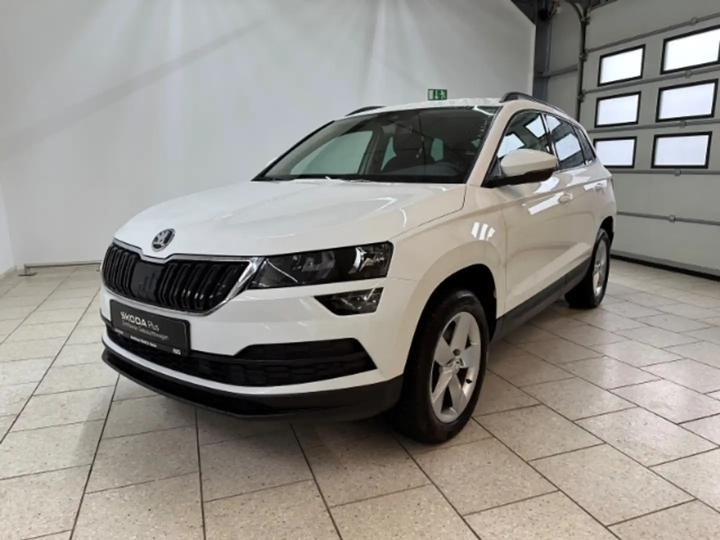 Skoda Karoq Ambition 4x4 2.0 TDI DSG Navi PDCv+h SHZ  StandHZG Weiß - 2