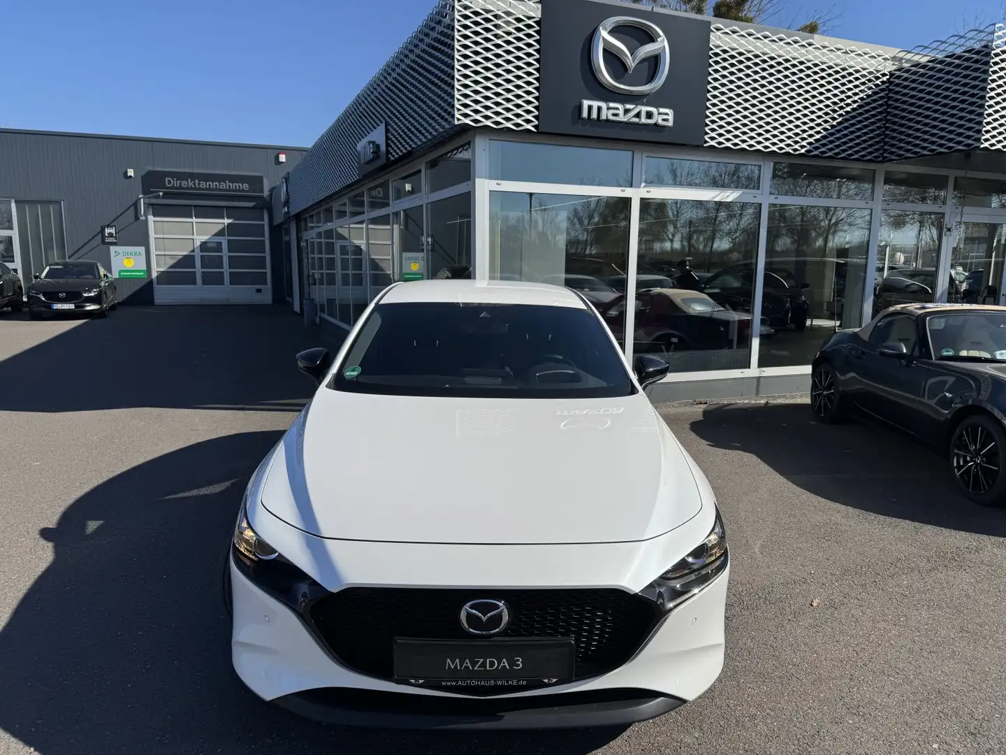 Mazda 3 HOMURA PRE-P SKY-G 2.0 150PS MHybrid 6AG Weiß - 2